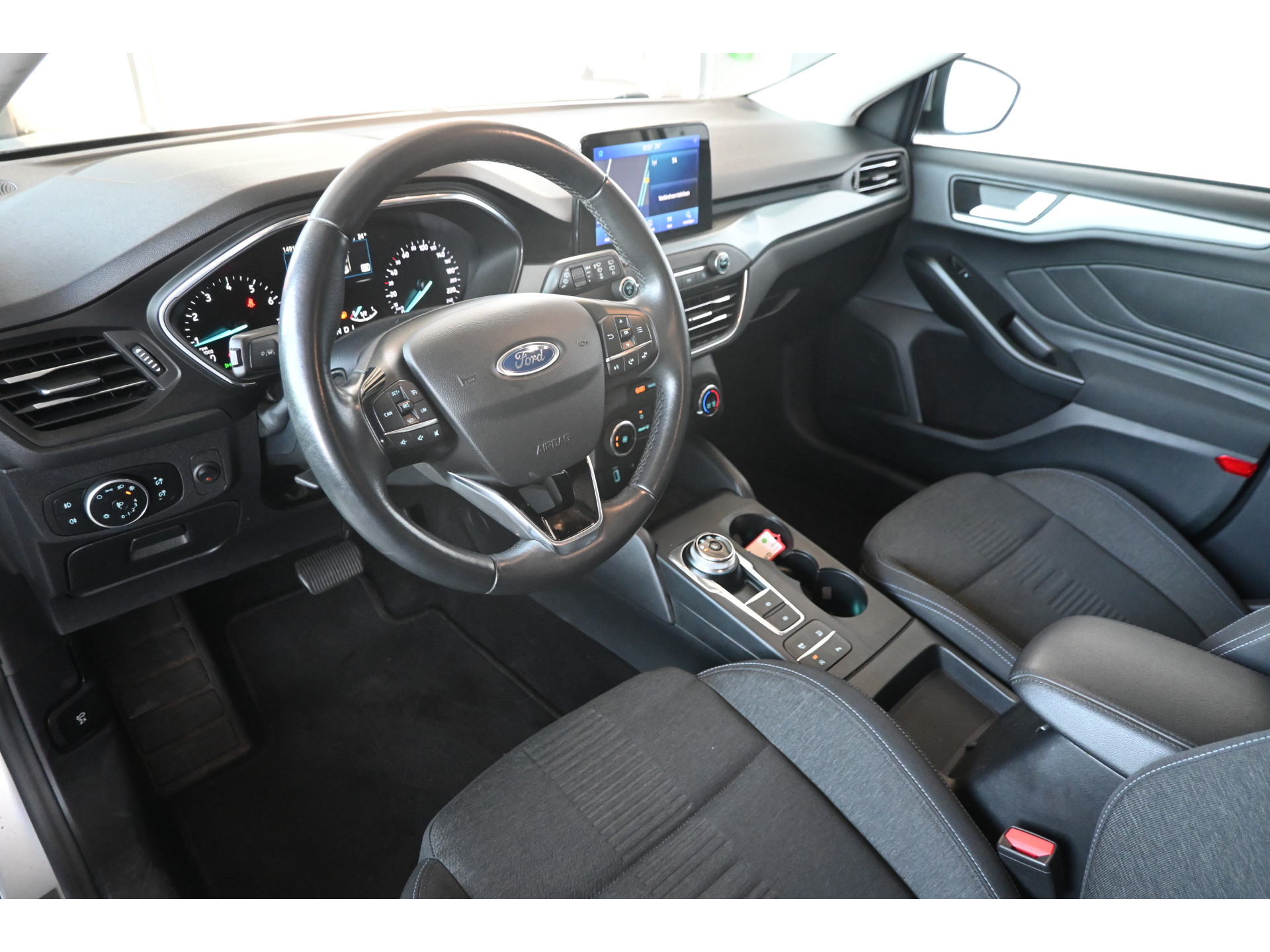 Ford Focus Wagon 1.0 Active Business Automaat Navigatie Carplay LED Rijklaarprijs Inruil Mogelijk!