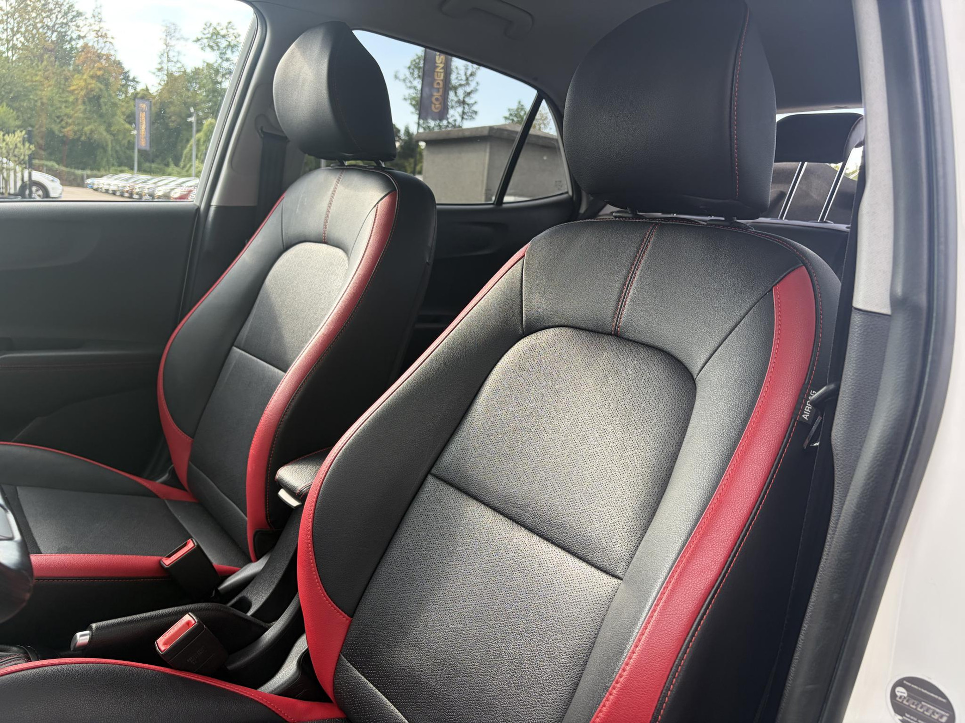 Kia Picanto 1.0 T-GDI GT-Line ✓102pk✓Draadloze telefoonlader✓Carplay✓2e Eigenaar✓Keyless✓Camera✓Stoelverw-Stuurverw✓Leder✓Navi✓Airco✓Cruise✓Lm velgen✓Pdc✓N.A.P✓Net beurt gehad✓Apk tot 09-2027