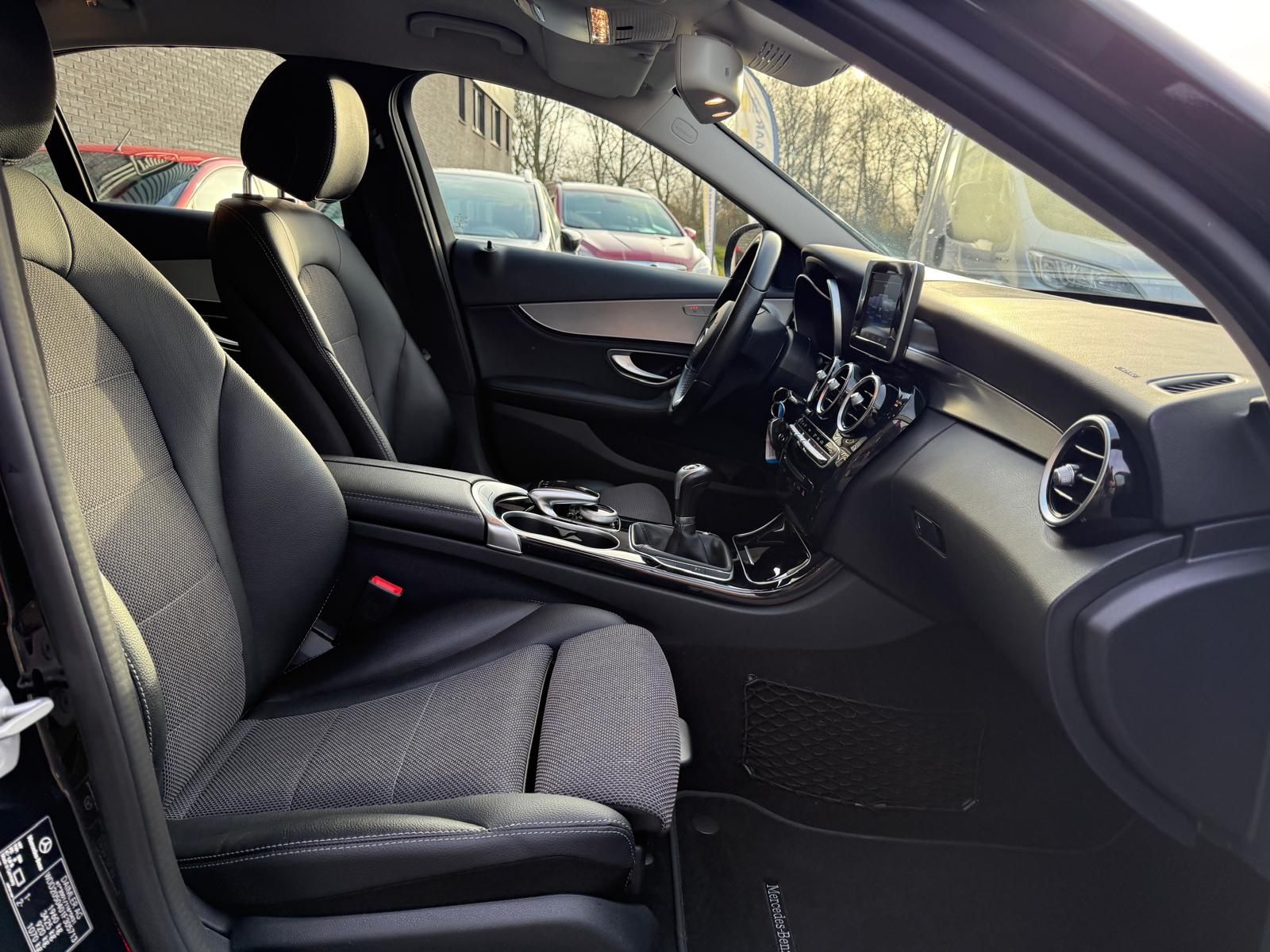 Mercedes-Benz C-klasse 180 Prestige | 2E EIGENAAR | 3/6/12MND GARANTIE | AIRCO | CRUISE | NAVI |