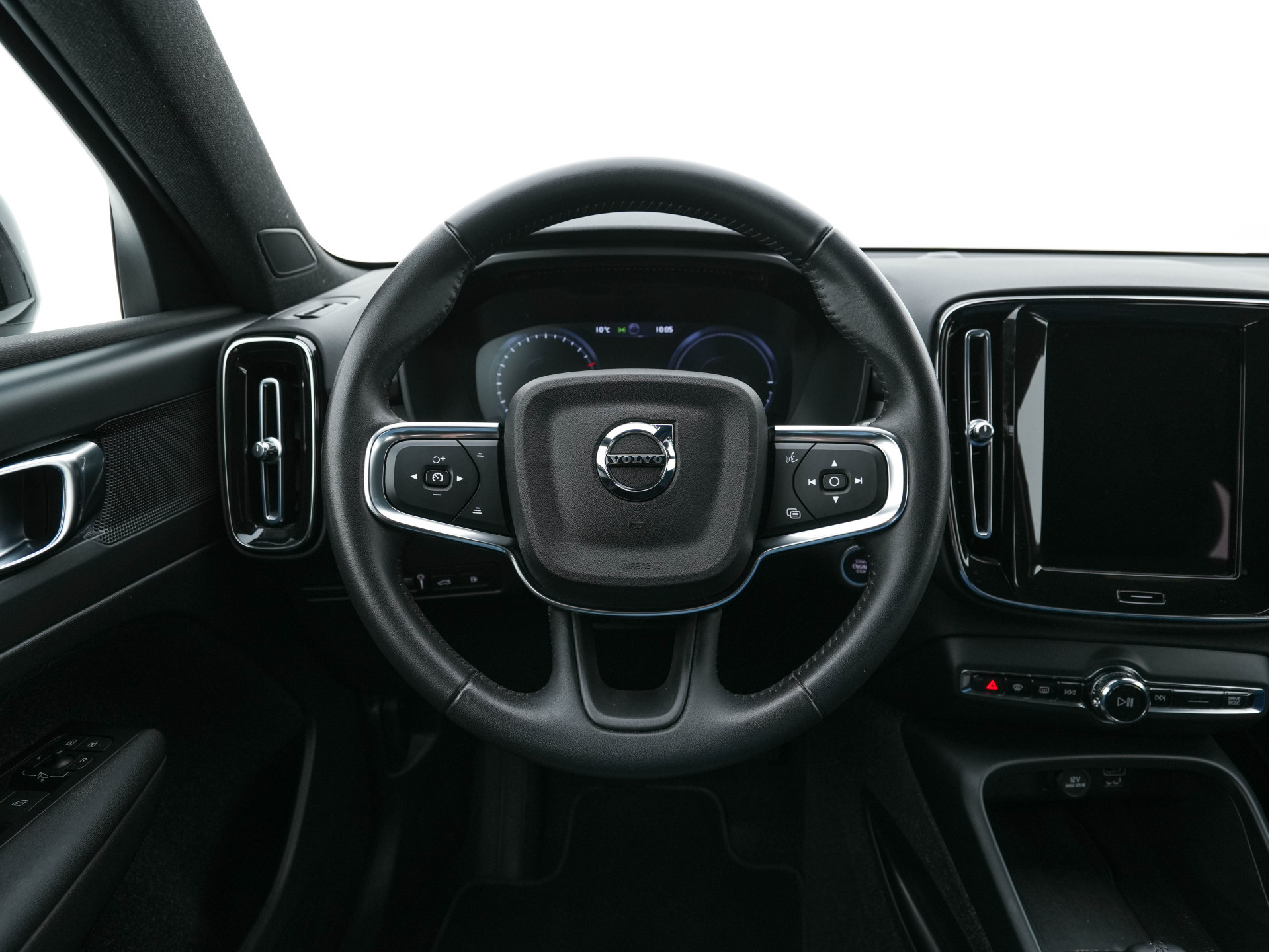 Volvo XC40 1.5 T5 Recharge Business Pro ( PLUG-IN ) (INCL-BTW) *AUT | NAVI-FULLMAP | DIGI-COCKPIT | CLIMA | KEYLESS | DAB | HEATED-SPORTSEATS | FULL-LED | ADAPTIVE-CRUISE | CAMERA | 18'' ALU*