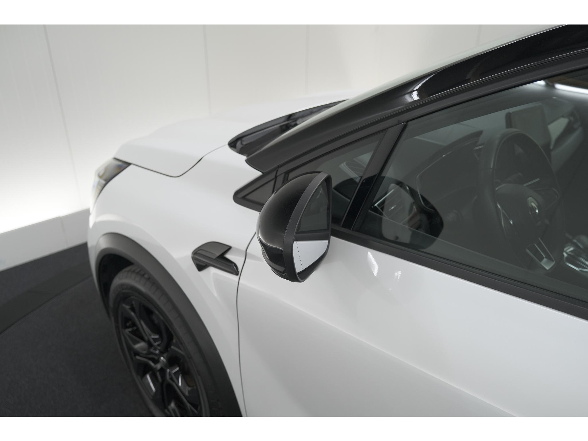Renault Captur 1.6 E-Tech hybrid 145 SL Rive Gauche | Trekhaak | Camera | Apple Carplay | 9.3 Inch Grootscherm