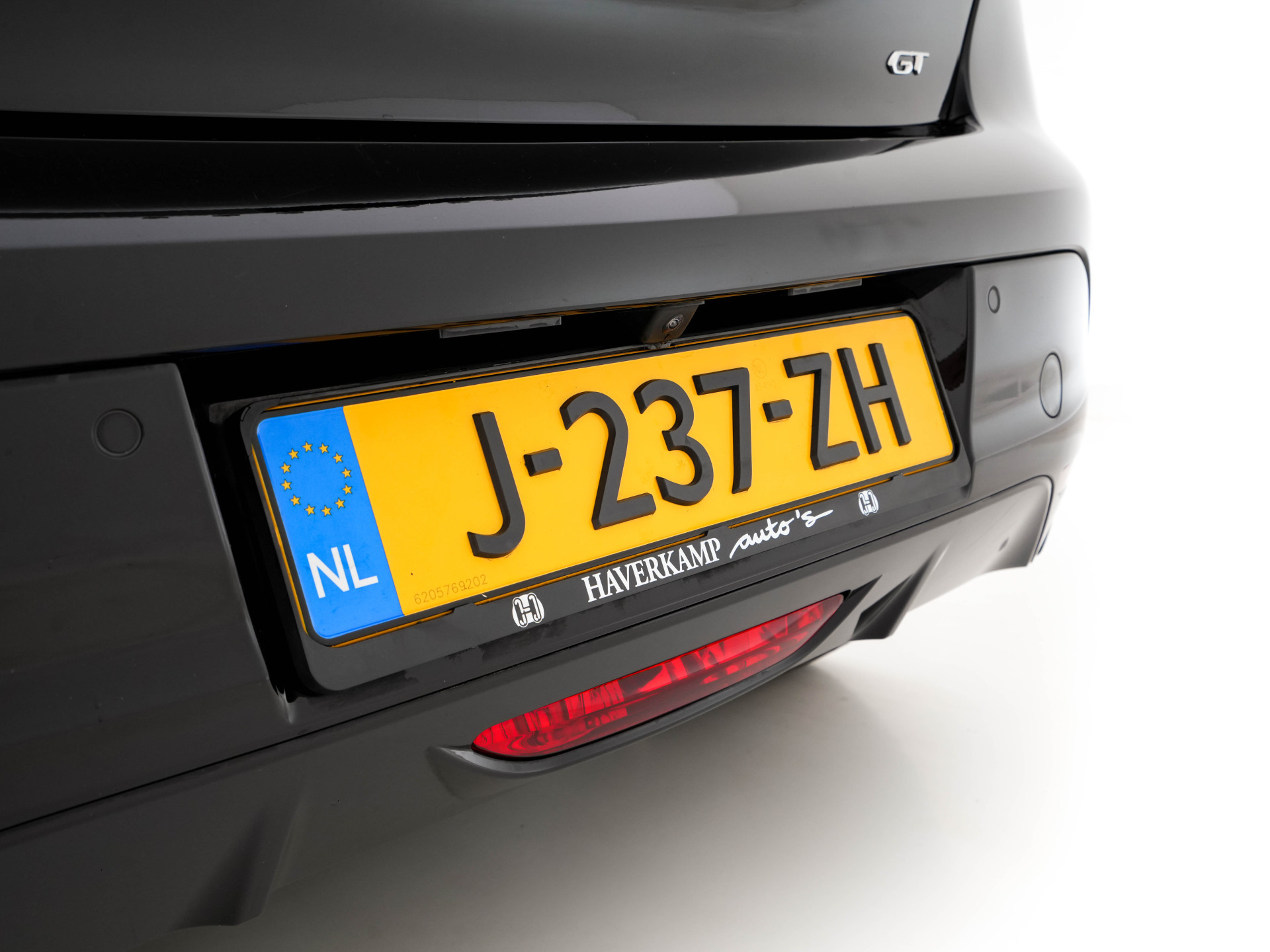 Peugeot e-208 EV GT-Line 350 50 kWh [ 3-Fase ] {SOH-90%} (INCL-BTW) *FULL-LED | DIGI-COCKPIT | BLINDSPOT | CAMERA | LEATHER-ALCANTARA | NAVI-FULLMAP | LANE-ASSIST | KEYLESS | DAB | CCS-FASTLOADER | HEATED-SPORTSEATS | AMBIENT-LIGHT | 17"ALU*