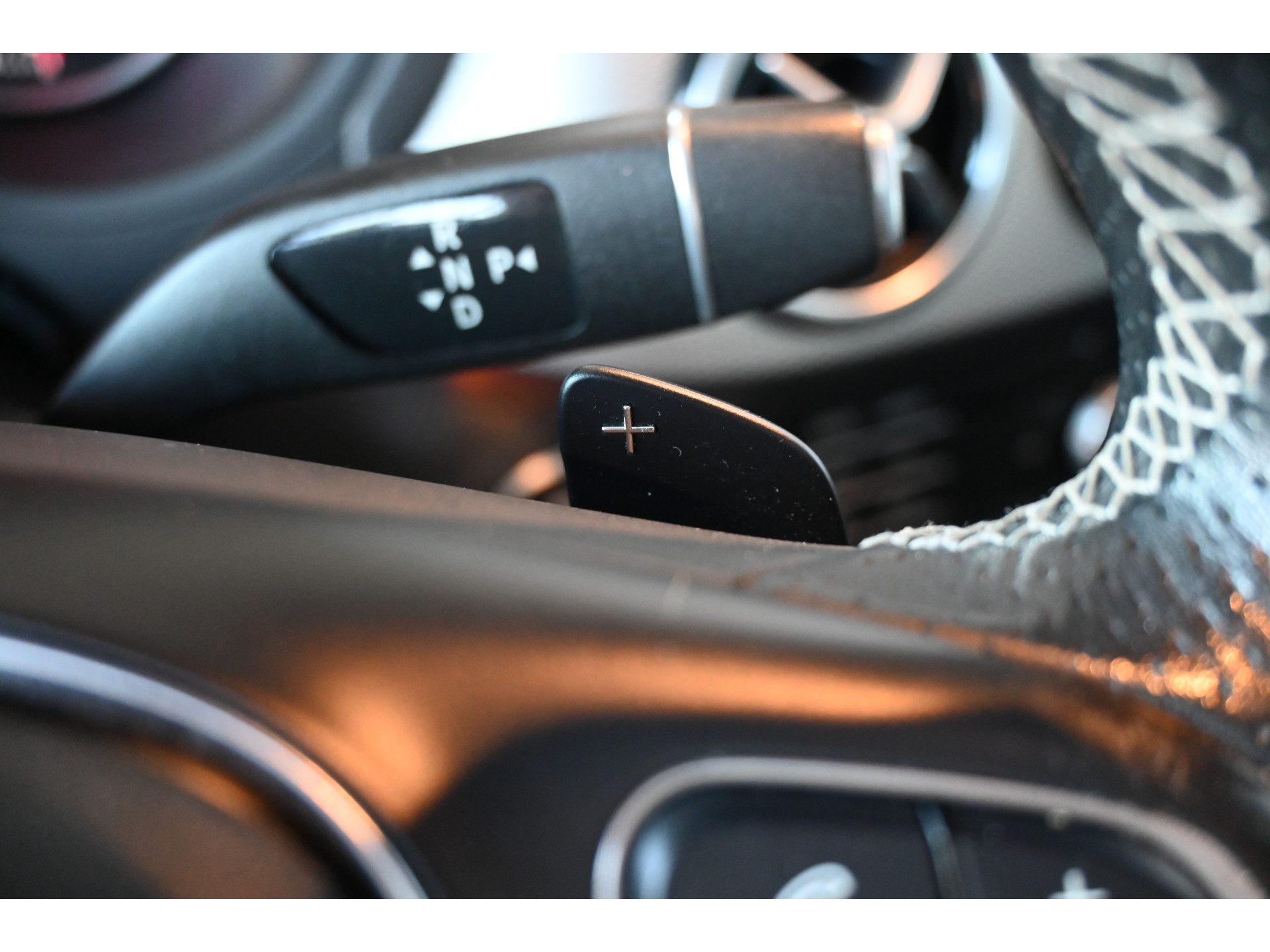 Mercedes-Benz B-klasse 180 Ambition Automaat Clima Navigatie LED Rijklaarprijs! Inruil Mogelijk!