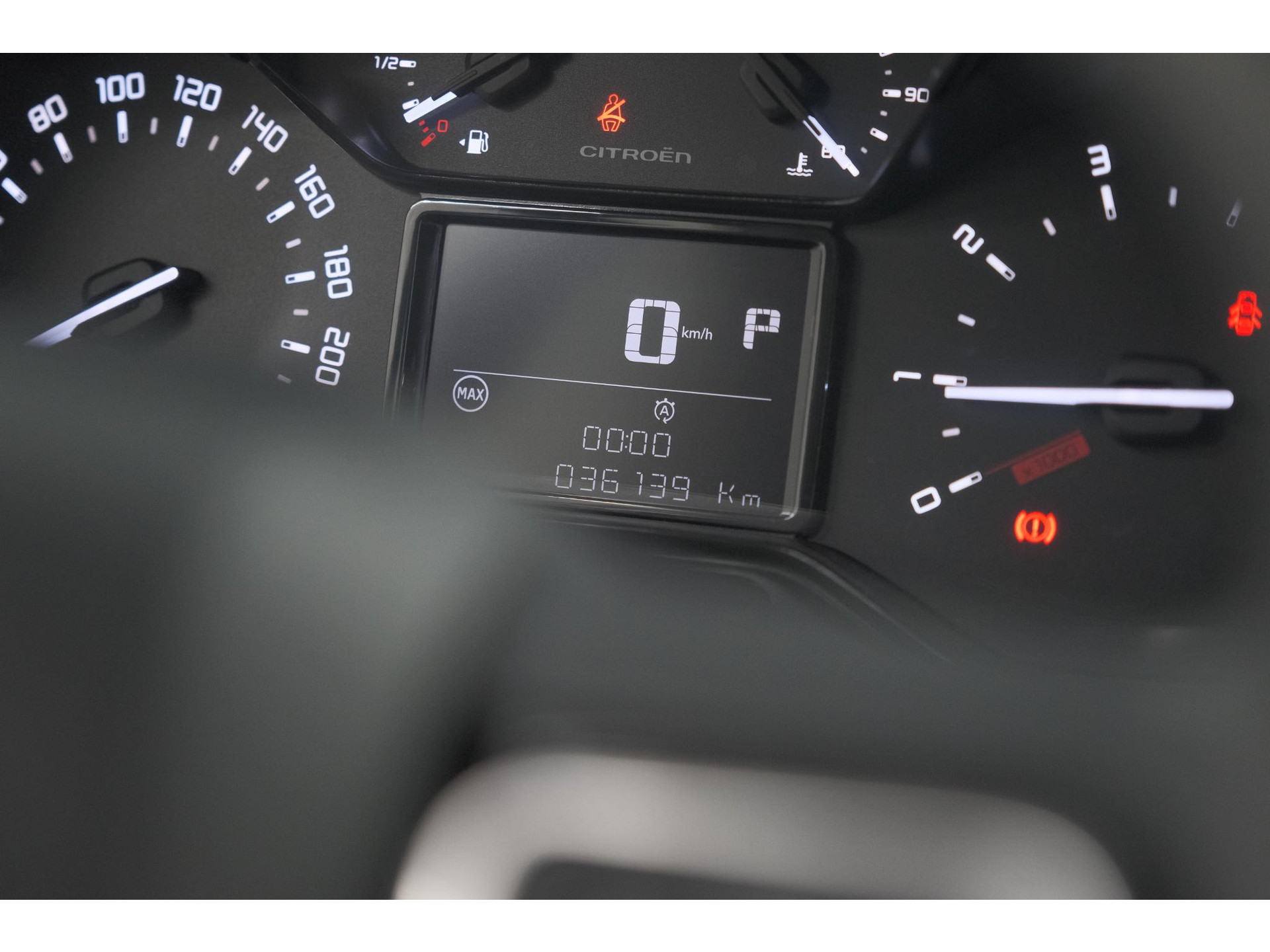 Citroen C3 PureTech 110 EAT6 C-Series | Apple Carplay | Parkeersensoren | Climate Control