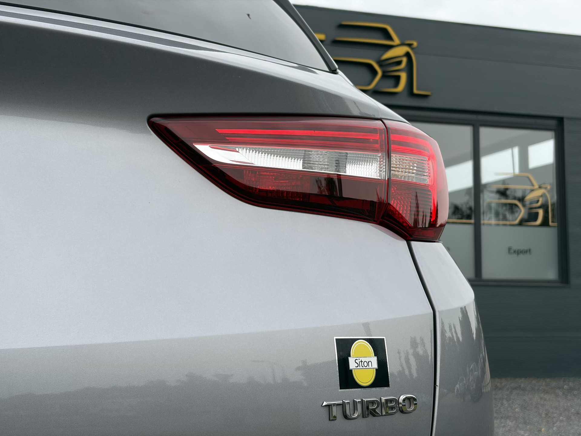 Opel Grandland X 1.2 Turbo Ultimate D-riem vv in 12-2024,1e Eigenaar,360° Camera,Trekhaak,131pk,6 Bak,Navi,Halfleder,Dodehoek,Rijstrooksensor,Keyless,Stoelverw,N.A.P,Apk tot 02-2027