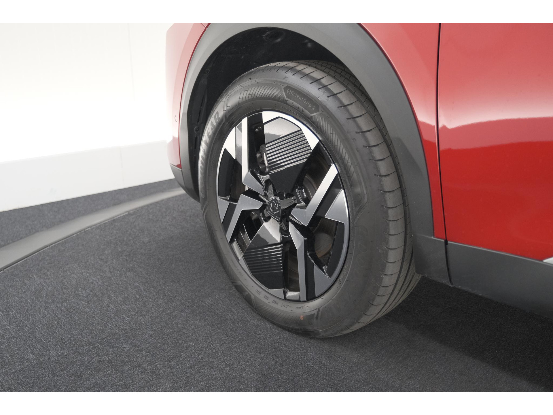 Peugeot 2008 Hybrid 145 e-DCS6 Allure | 360 Camera | Adaptieve Cruise Control | Navigatie | Dodehoekdetectie