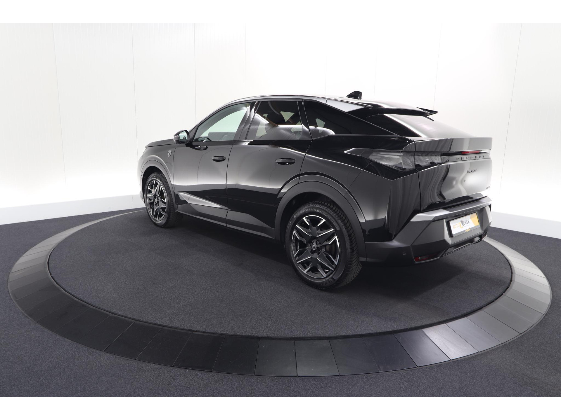Peugeot 3008 1.2 Hybrid 145 GT | 360 Vision Pack | Adaptieve Cruise Control | Stoelen Pakket Inclusief Verwarmde Achterbank