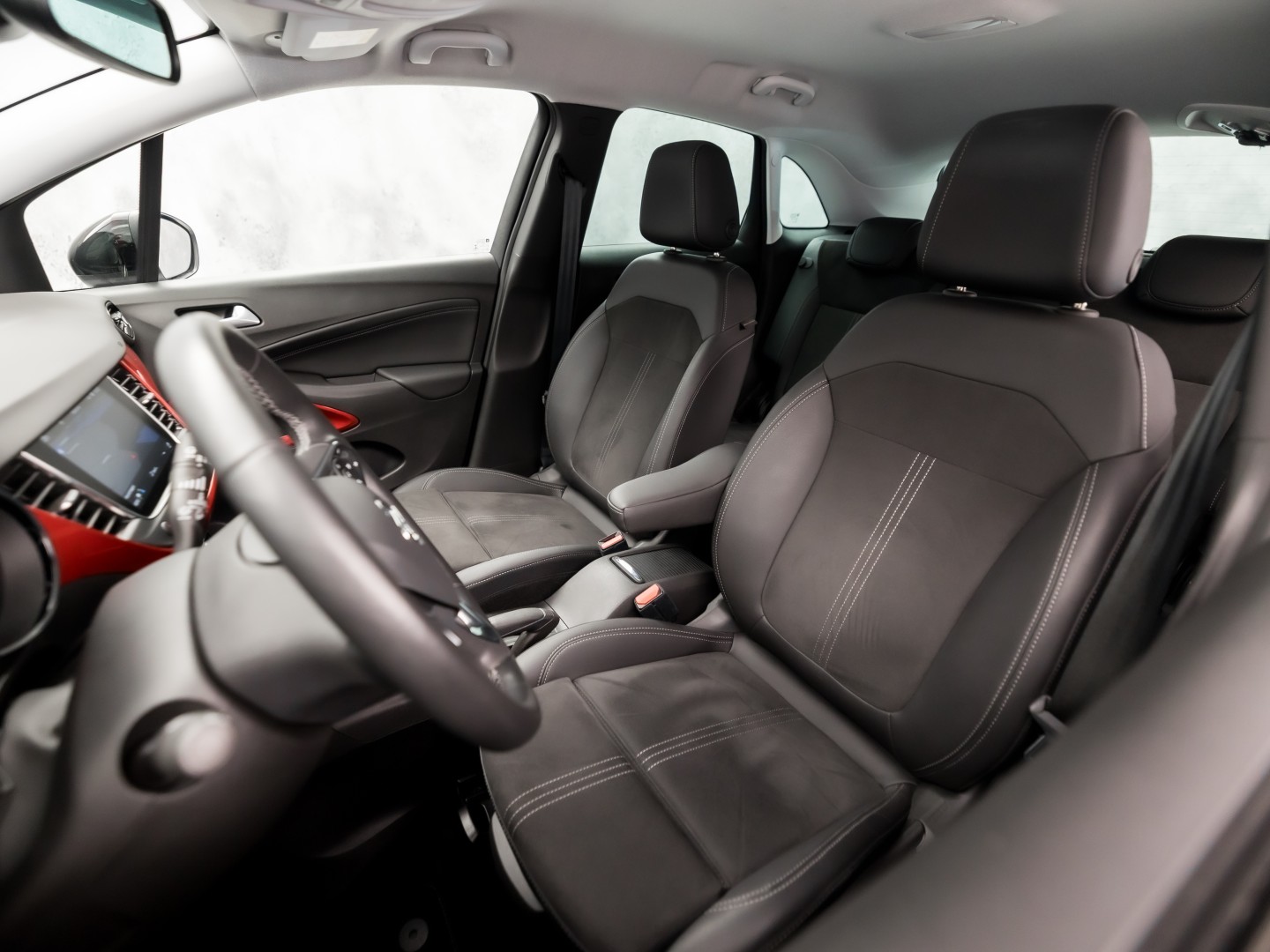 Opel Crossland 1.2 Turbo GS Sport Automaat 131Pk (TWO TONE, GROOT NAVI, APPLE CARPLAY, 360 CAMERA, LM VELGEN, STOELVERWARMING, NIEUWE APK, NIEUWSTAAT)