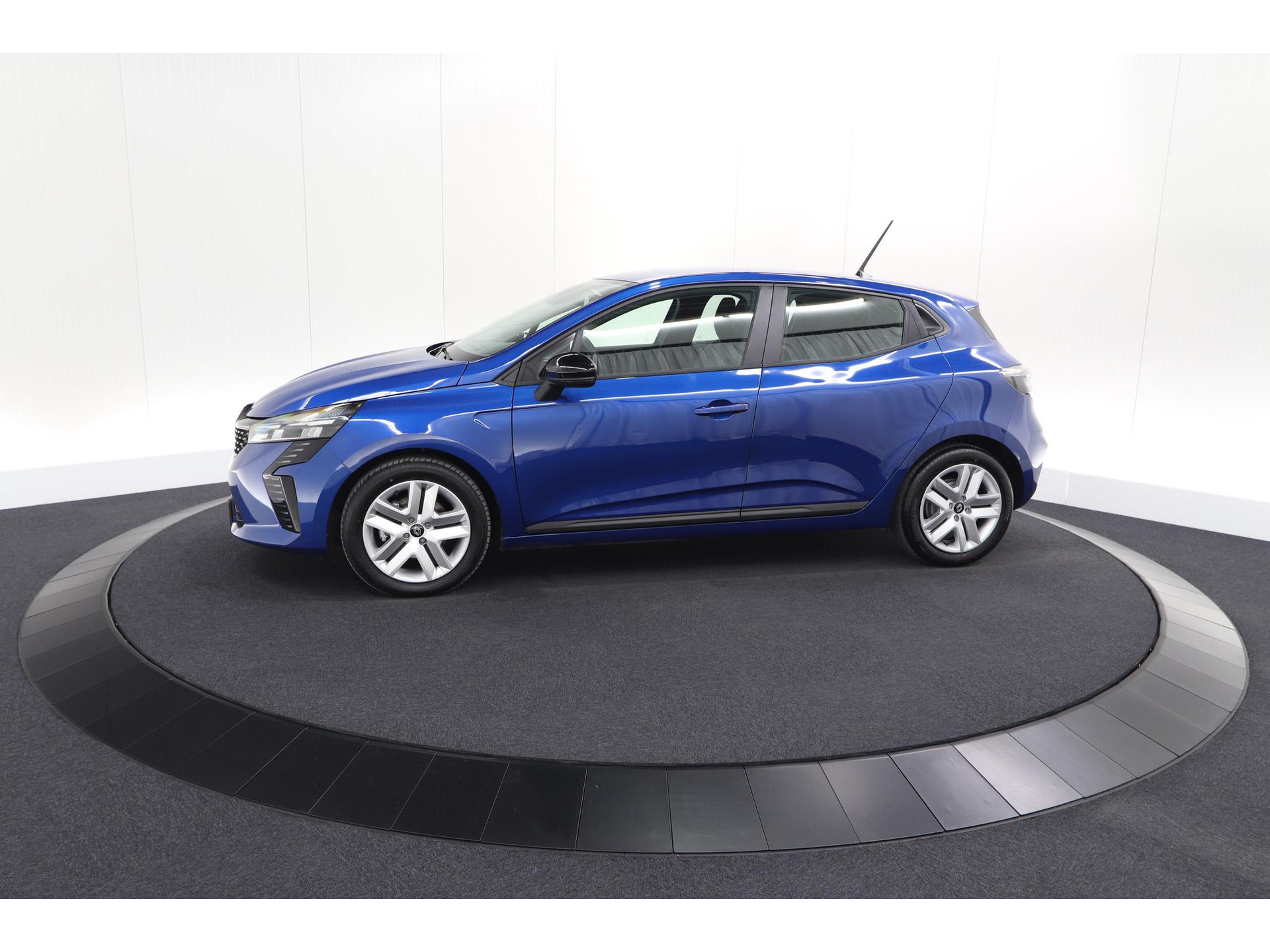 Renault Clio 1.6 E-Tech Full Hybrid 145 Evolution | Apple Carplay | Parkeersensoren | LED | Cruise Control