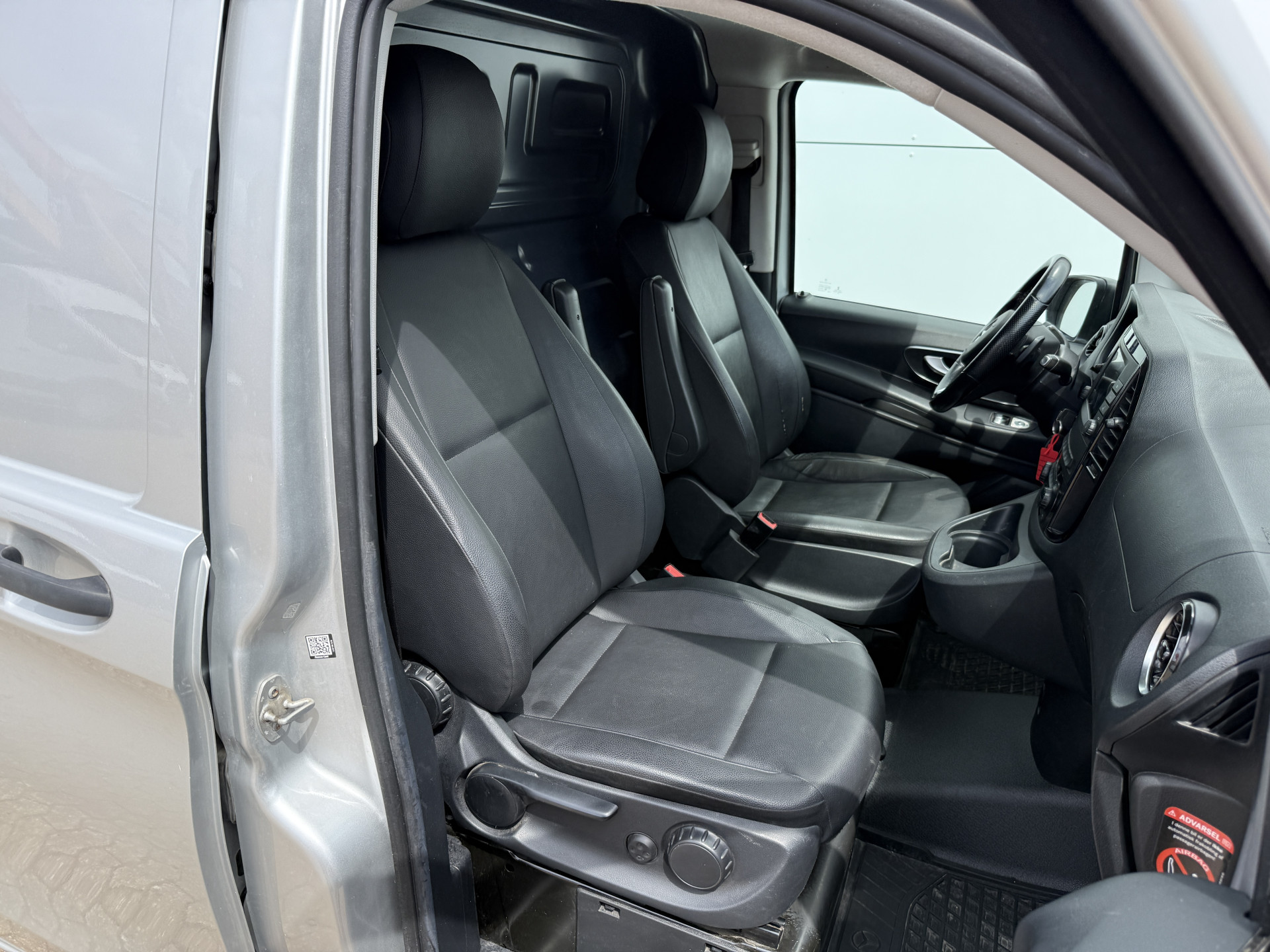 Mercedes-Benz Vito 119 1.9 CDI L2 190pk Automaat LE0 Dubbele Schuif Cruise Control Climate Control Trekhaak Carplay Camera Parkeersensoren v+a
