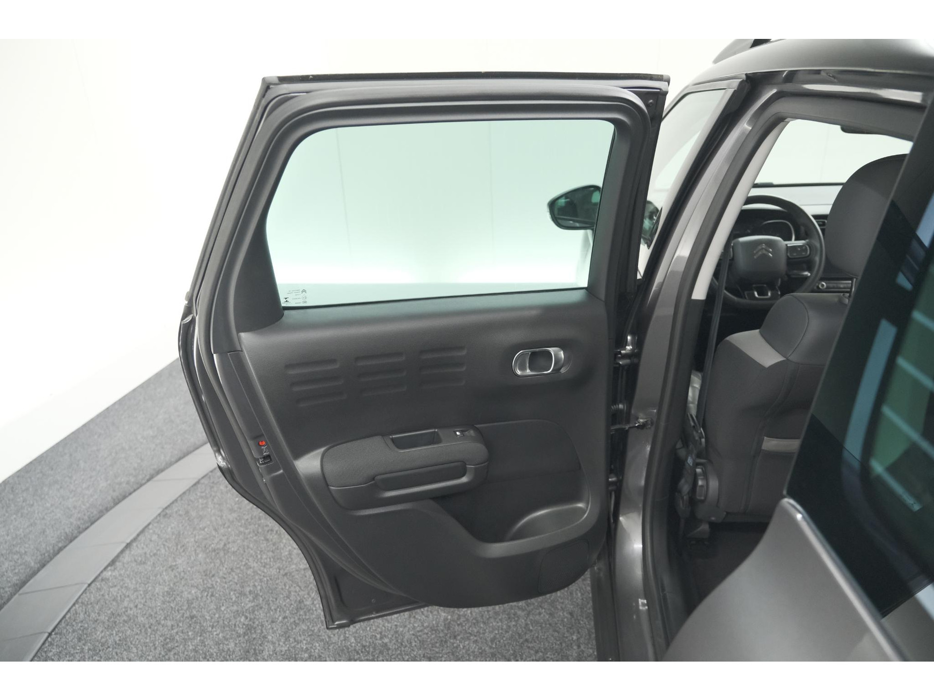 Citroen C3 Aircross PureTech 110 Shine | Camera | Stoelverwarming | Apple Carplay