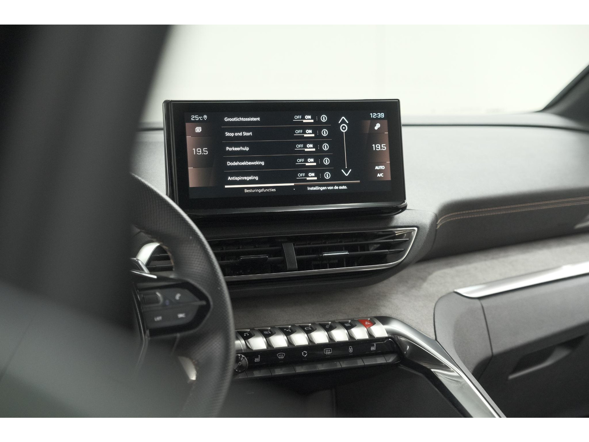 Peugeot 3008 PureTech 130 EAT8 GT | Camera | Dodehoekdetectie | Adaptieve Cruise Control