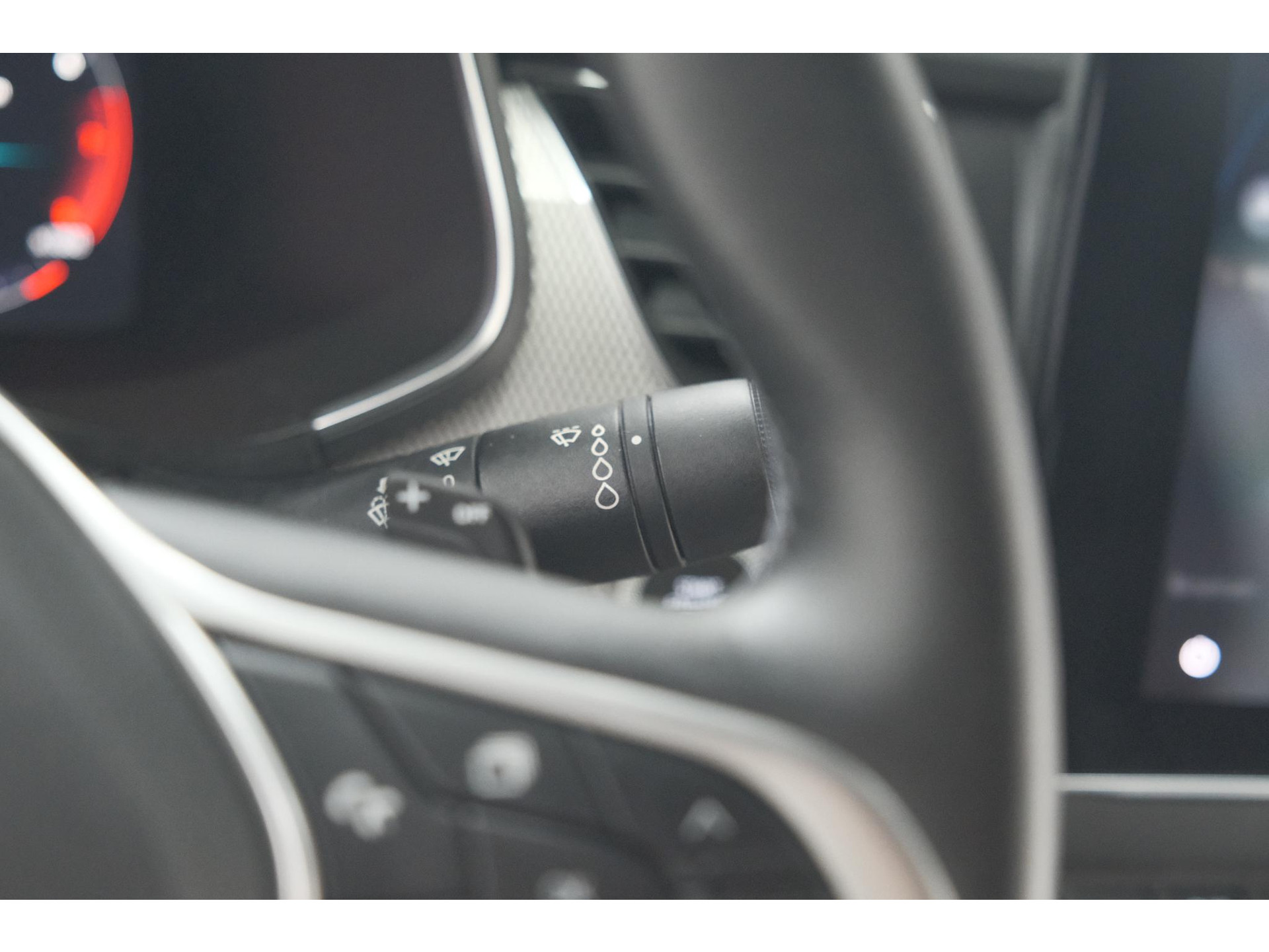 Renault Arkana Mild Hybrid 140 EDC Techno | 360 Camera | Dodehoekdetectie | Adaptieve Cruise Control