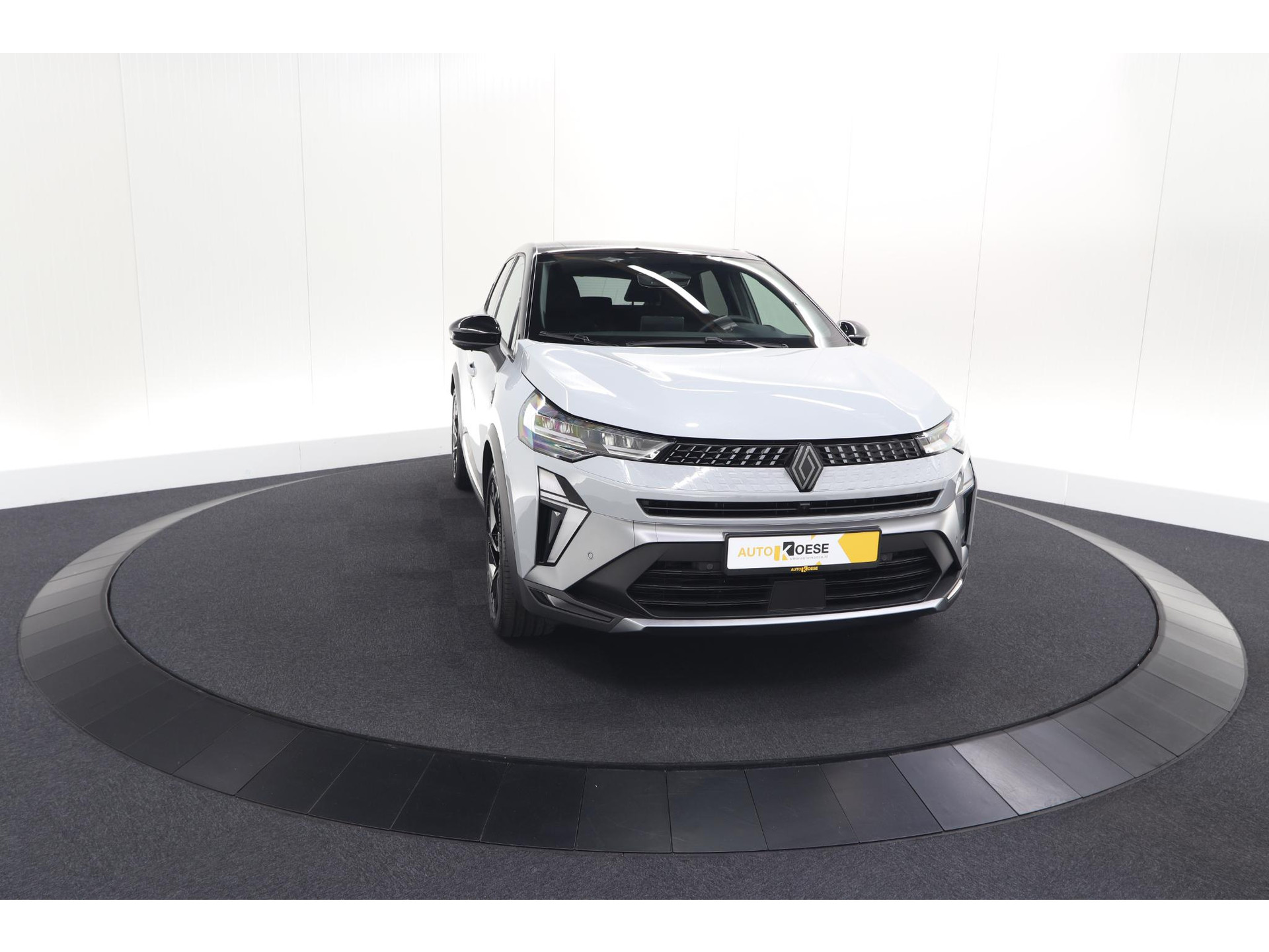 Renault Captur 1.8 E-Tech full hybrid 160 esprit Alpine | 360 Camera | Adaptieve Cruise Control | Dodehoekdetectie | Stuurwielverwarming