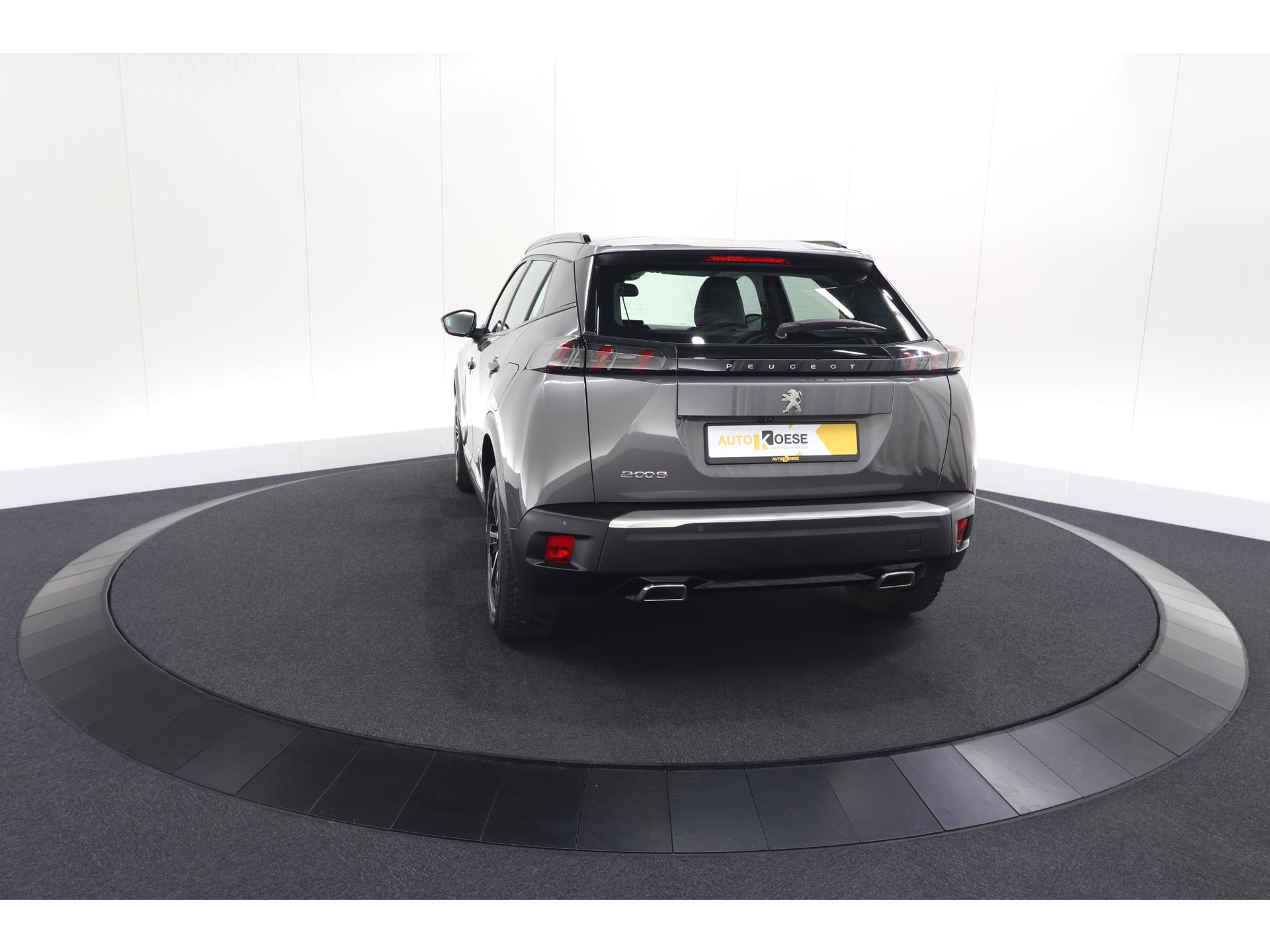 Peugeot 2008 PureTech 130 Allure | Camera | Stoelverwarming | Apple Carplay | Parkeersensoren voor + Achter