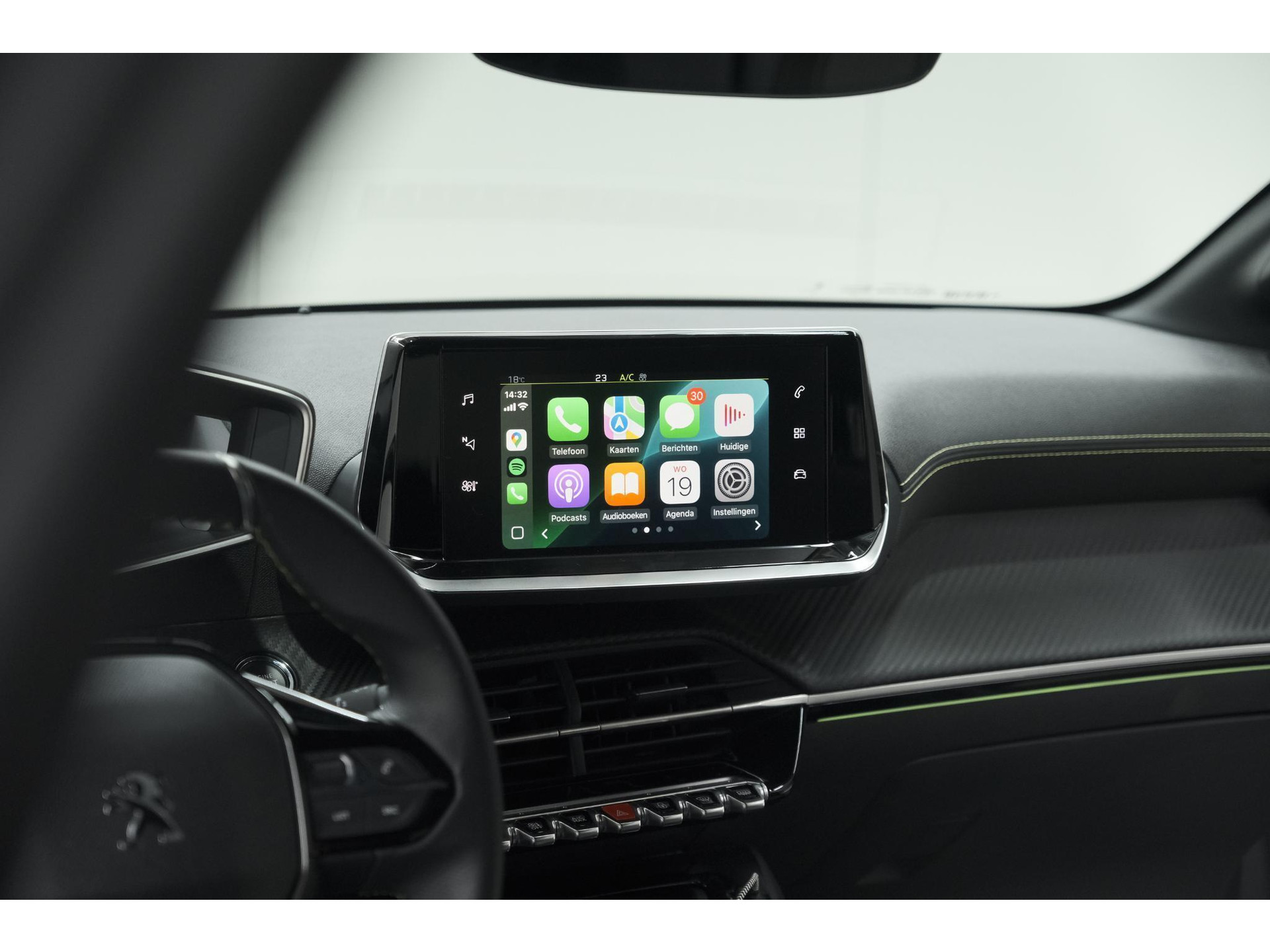 Peugeot 208 PureTech 100 GT | Camera | Adaptieve Cruise Control | Navigatie | Apple Carplay