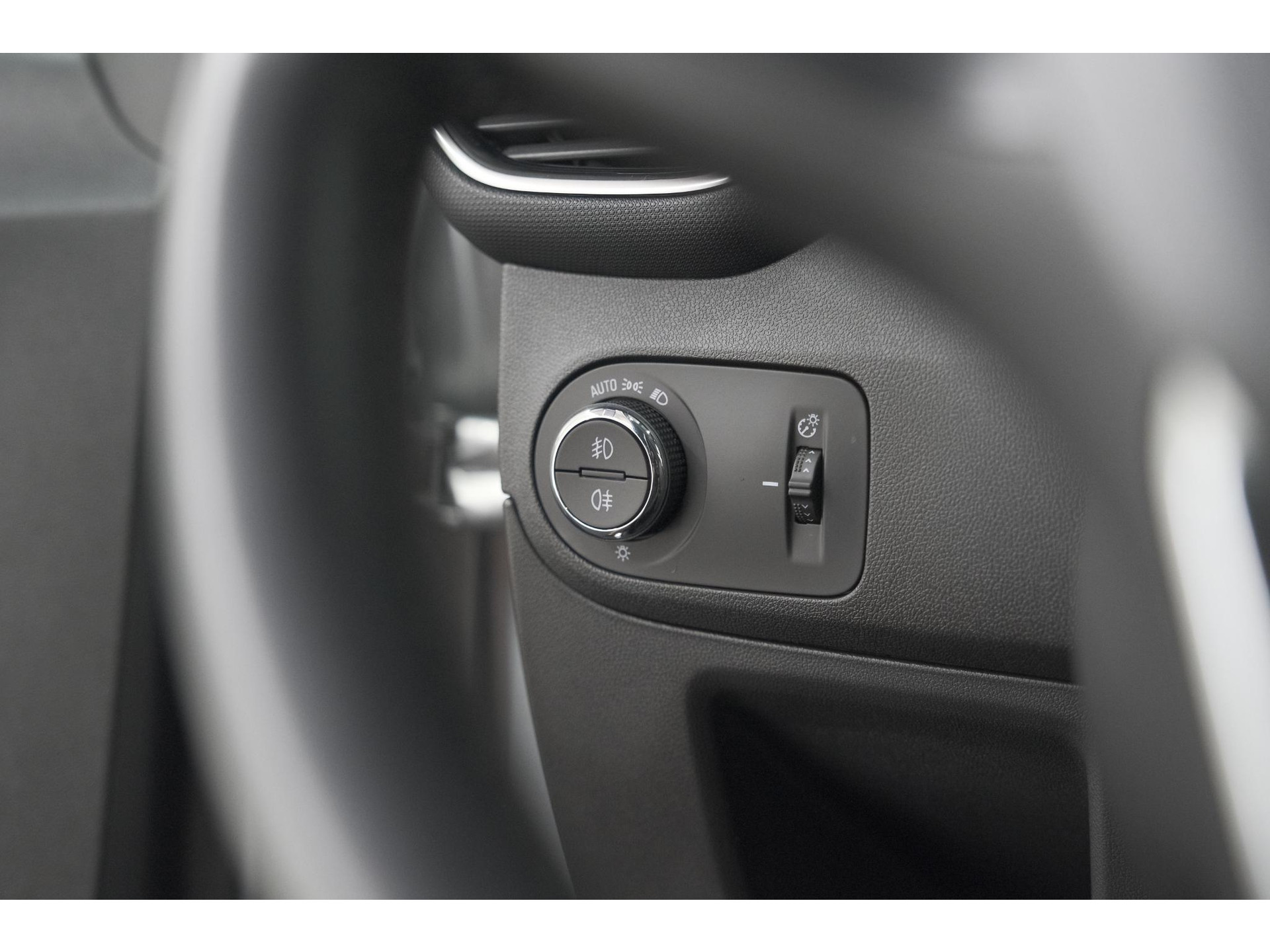 Opel Crossland 1.2 Turbo Ultimate | Camera | Dodehoekdetectie | Comfort Pakket | Apple Carplay