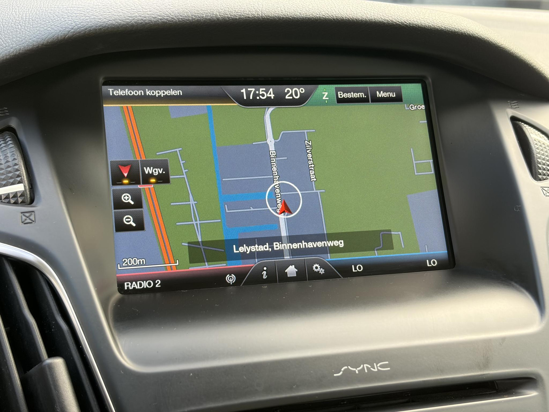 Ford Focus 1.0 Titanium   ✓125pk✓2e Eigenaar✓Navi✓Trekhaak✓6 Bak✓Clima✓Cruise✓Pdc V+A✓Net Beurt gehad✓17''Lm velgen✓N.A.P✓N.A.P✓Apk tot 09-2027