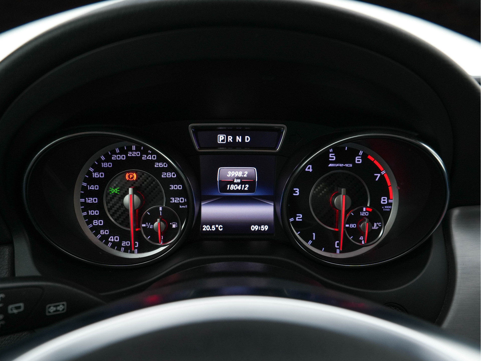 Mercedes-Benz GLA-klasse AMG 45 4MATIC *PANO | XENON | LEATHER-ALCANTARA | MEMORY-PACK | HARMAN/KARDON-AUDIO | KEYLESS |  CAMERA | SPORT-SEATS | HEATED-SEATS | NAVI-FULLMAP | SHIFT-PADDLES  | ECC | PDC | CRUISE | 20''ALU*