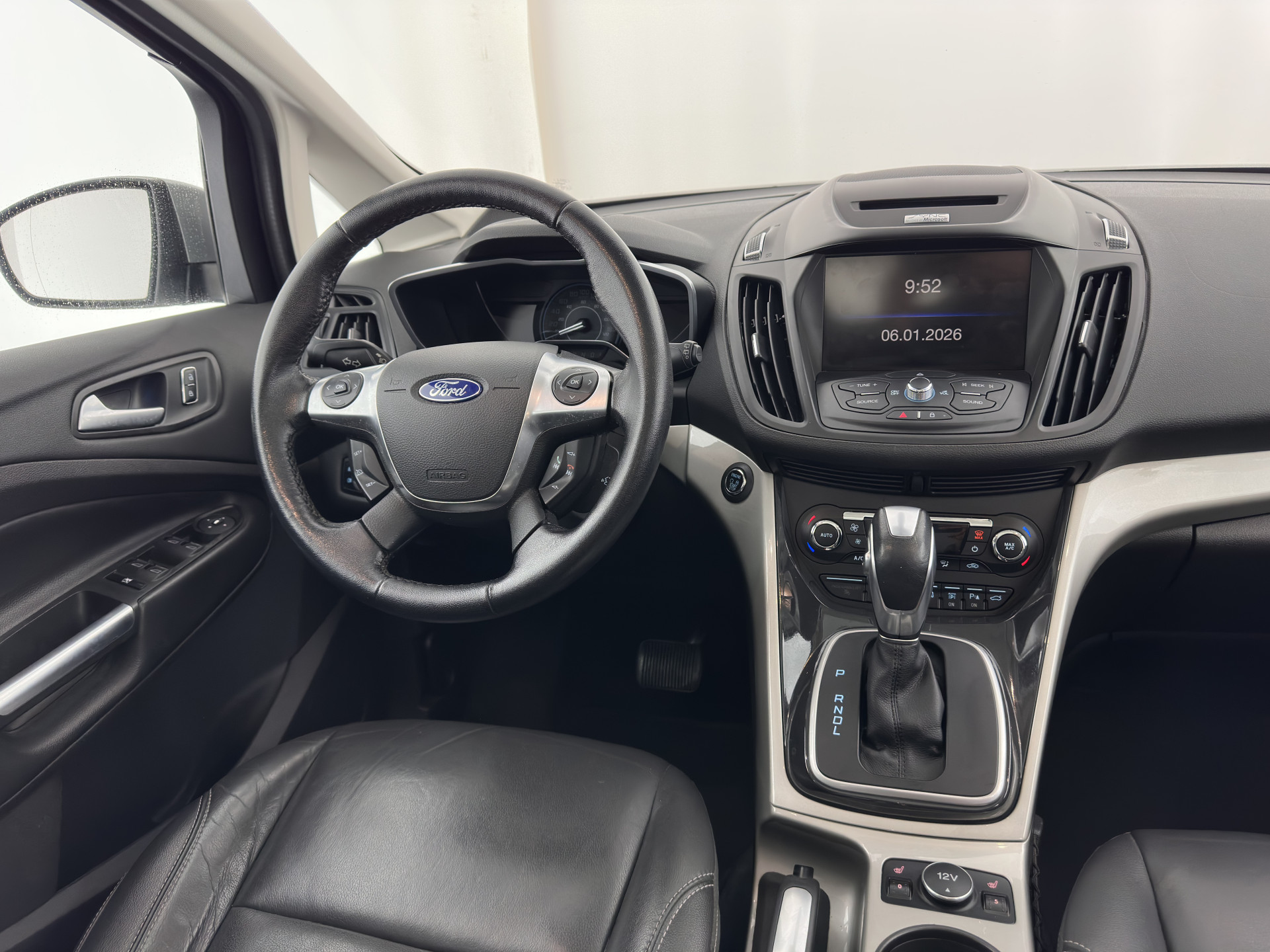 Ford C-Max 2.0 Plug-in Hybrid Titanium Plus (⚠️) Aut. *PANO | LEATHER | NAVI-FULLMAP | KEYLESS | CAMERA | COMFORT-SEATS | ECC | PDC | 17"ALU*