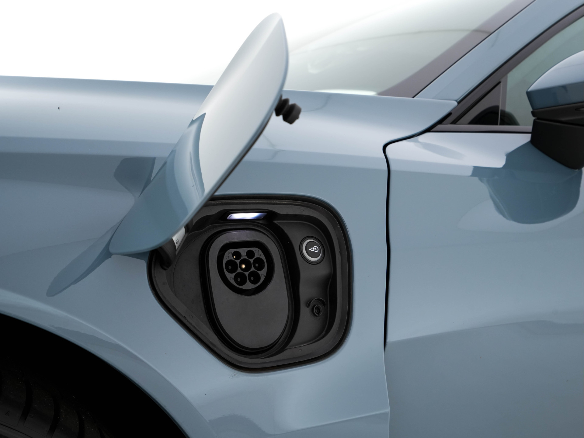 Audi e-tron GT 93 kWh AWD [ 3-Fase ] {SOH-91%} *PANO | LEATHER | BANG/OLUFSEN-AUDIO | HEAD-UP | ADAPT.CRUISE | BLINDSPOT |  MATRIX-LED | AIR-SUSPENSION | SPORT-SEATS | SURROUND-VIEW | KEYLESS | DIGI-COCKPIT | NAVI-FULLMAP | 21"ALU*