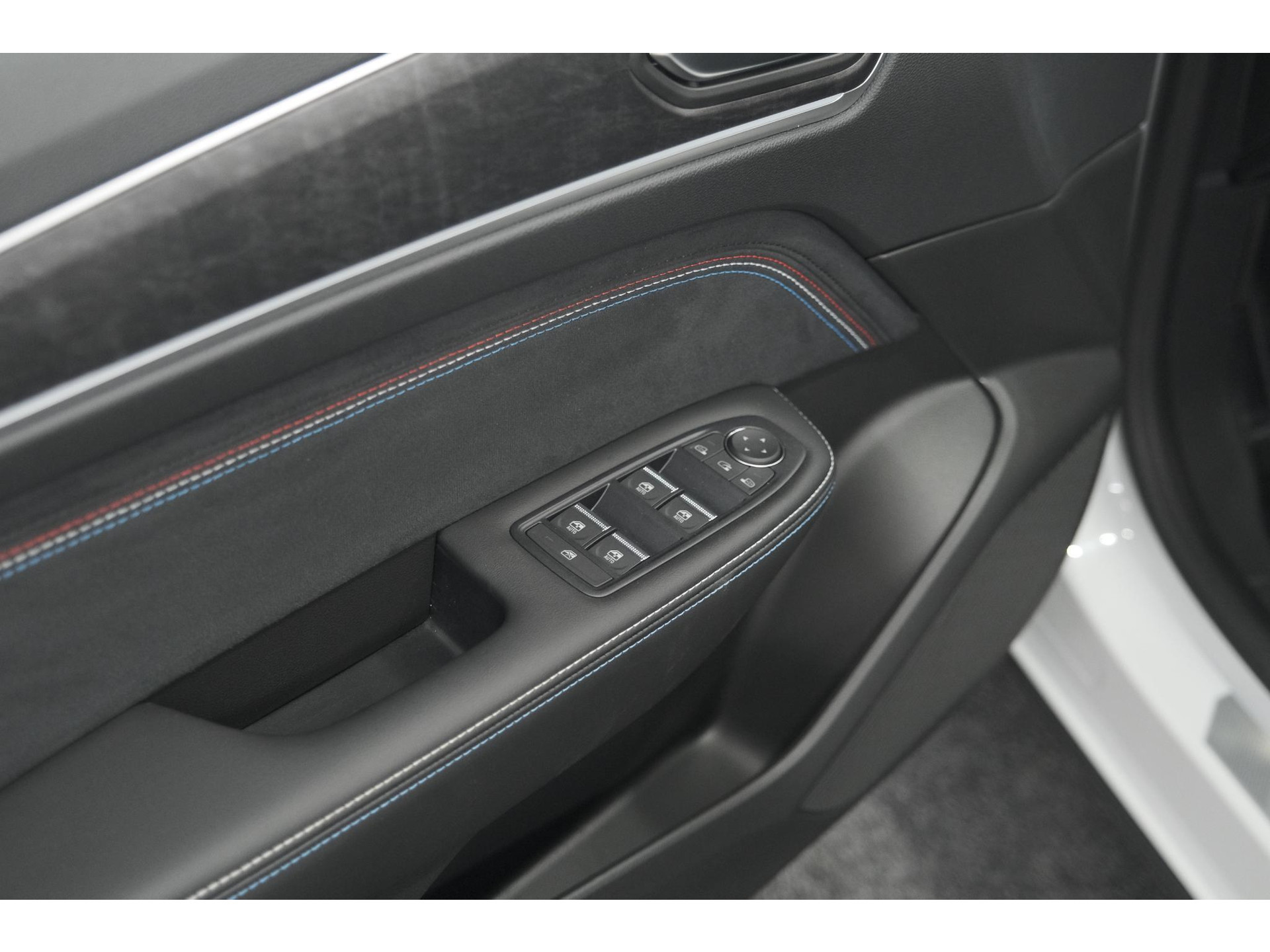 Renault Arkana 1.6 E-Tech hybrid 145 Esprit Alpine | 360 Camera | Adaptieve Cruise Control | Pack Winter | Dodehoekdetectie