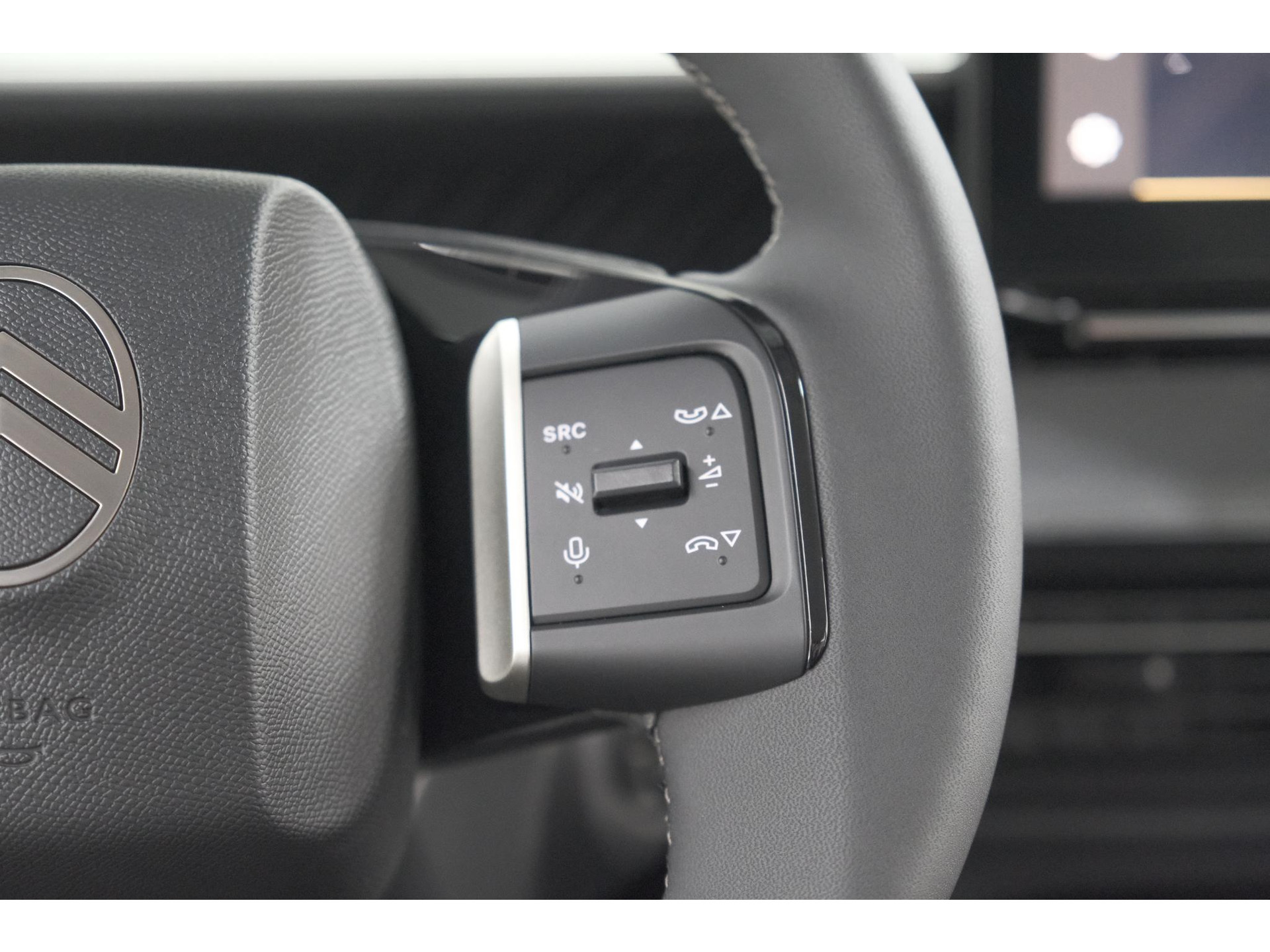 Citroen Ë-C3 Aircross Plus 113pk Extended Range 54 kWh | 11 KW Lader | Camera | Apple CarPlay | Parkeersensoren