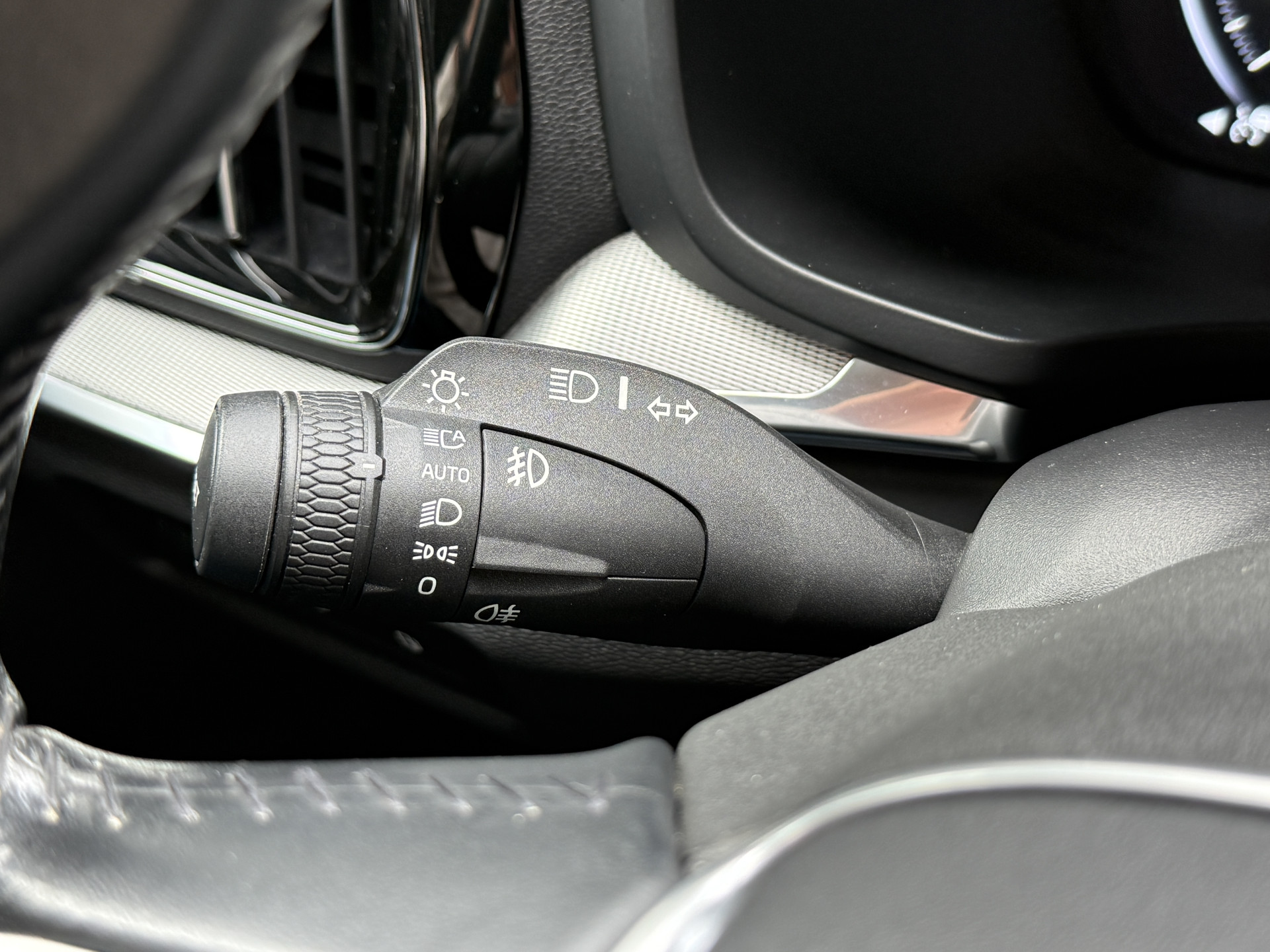Volvo V60 2.0 T8 Twin Engine AWD Inscription | Panoramadak | 360 camera | Harman/Kardon | Adaptive cruise | Stoelverwarming