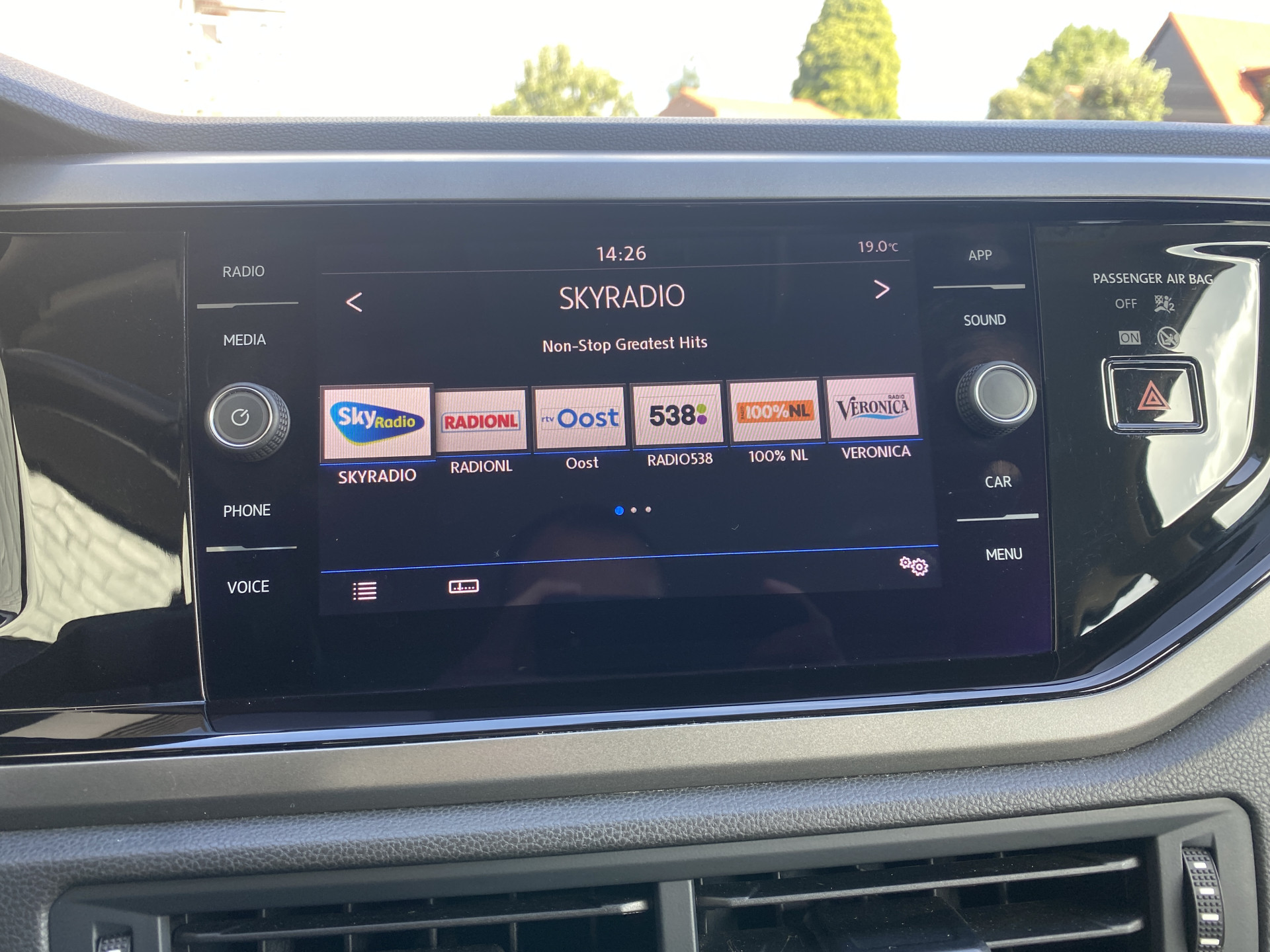 Volkswagen Polo 1.0 Comfortline | apple carplay - android auto | airco | cruise control | bluetooth | lichtsensor | NL auto