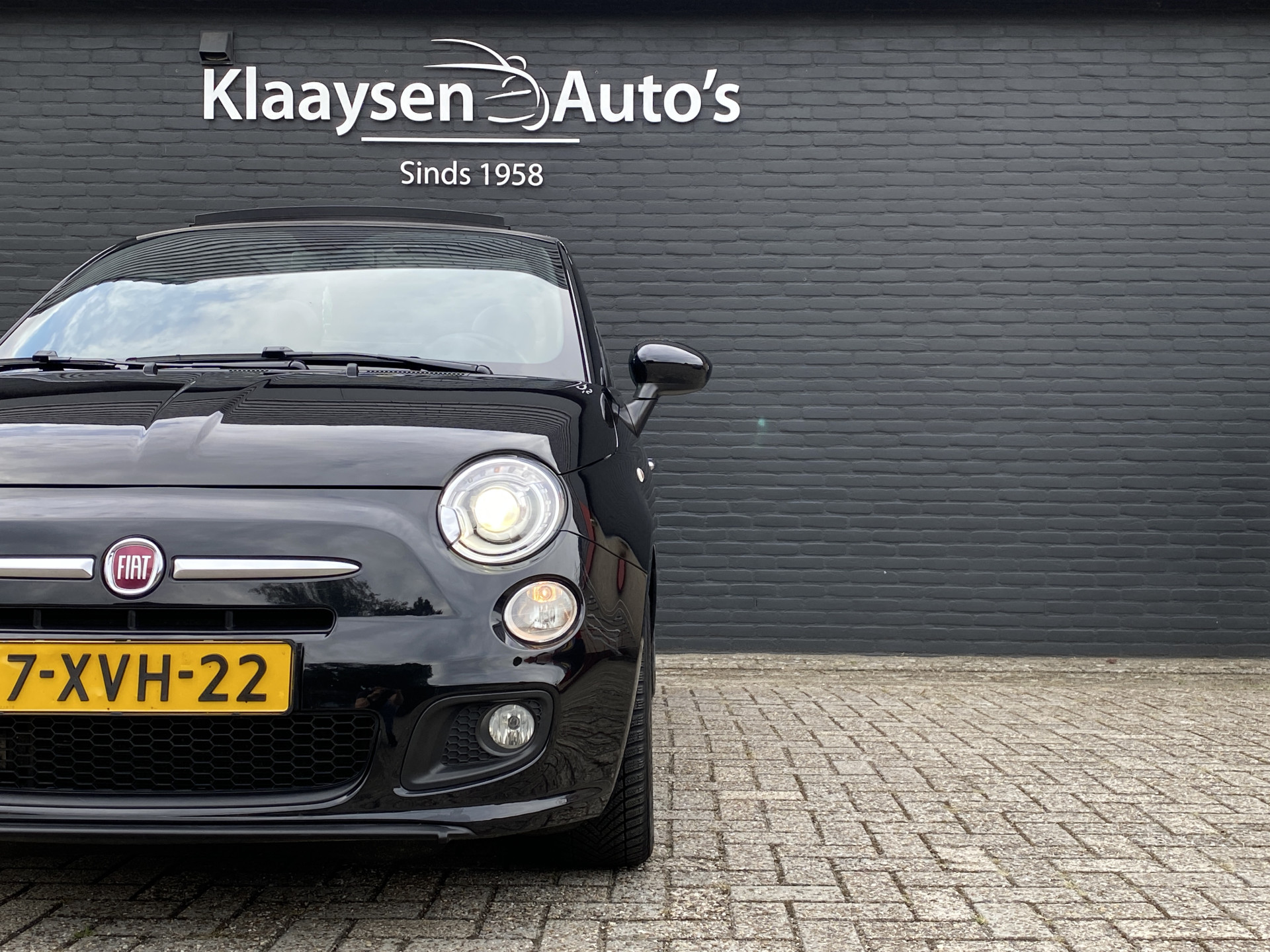 Fiat 500 C 0.9 TwinAir Turbo 500S Sport | leder interieur | climate control | parkeersensoren | all season banden | NL auto