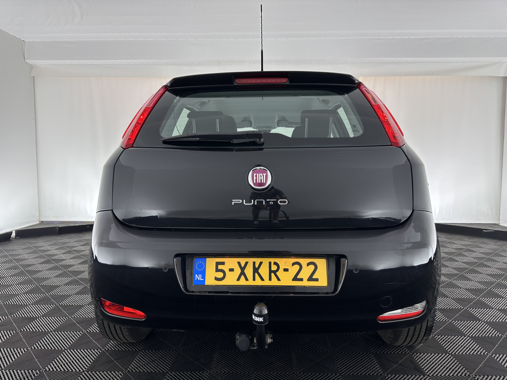 Fiat Punto Evo 1.3 M-Jet Street Pack-Easy *AIRCO | CRUISE | COMFORT-SEATS | SIDE-SKIRTS | PDC | TOWBAR | RADIO-CD | 15"ALU*