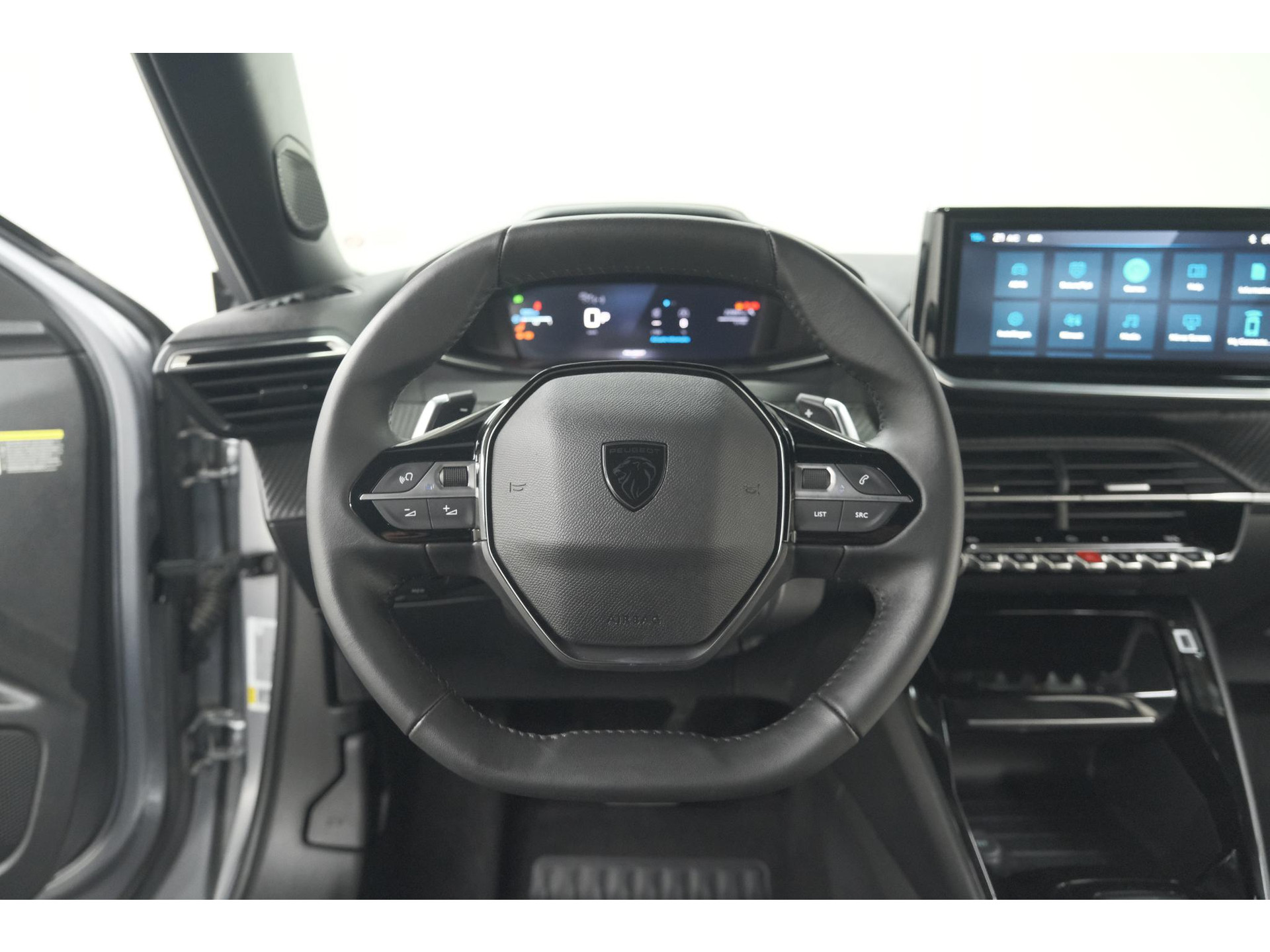 Peugeot 2008 Hybrid 136 e-DCS6 Allure | 360 Camera | Adaptieve Cruise Control | Dodehoekdetectie | Navigatie