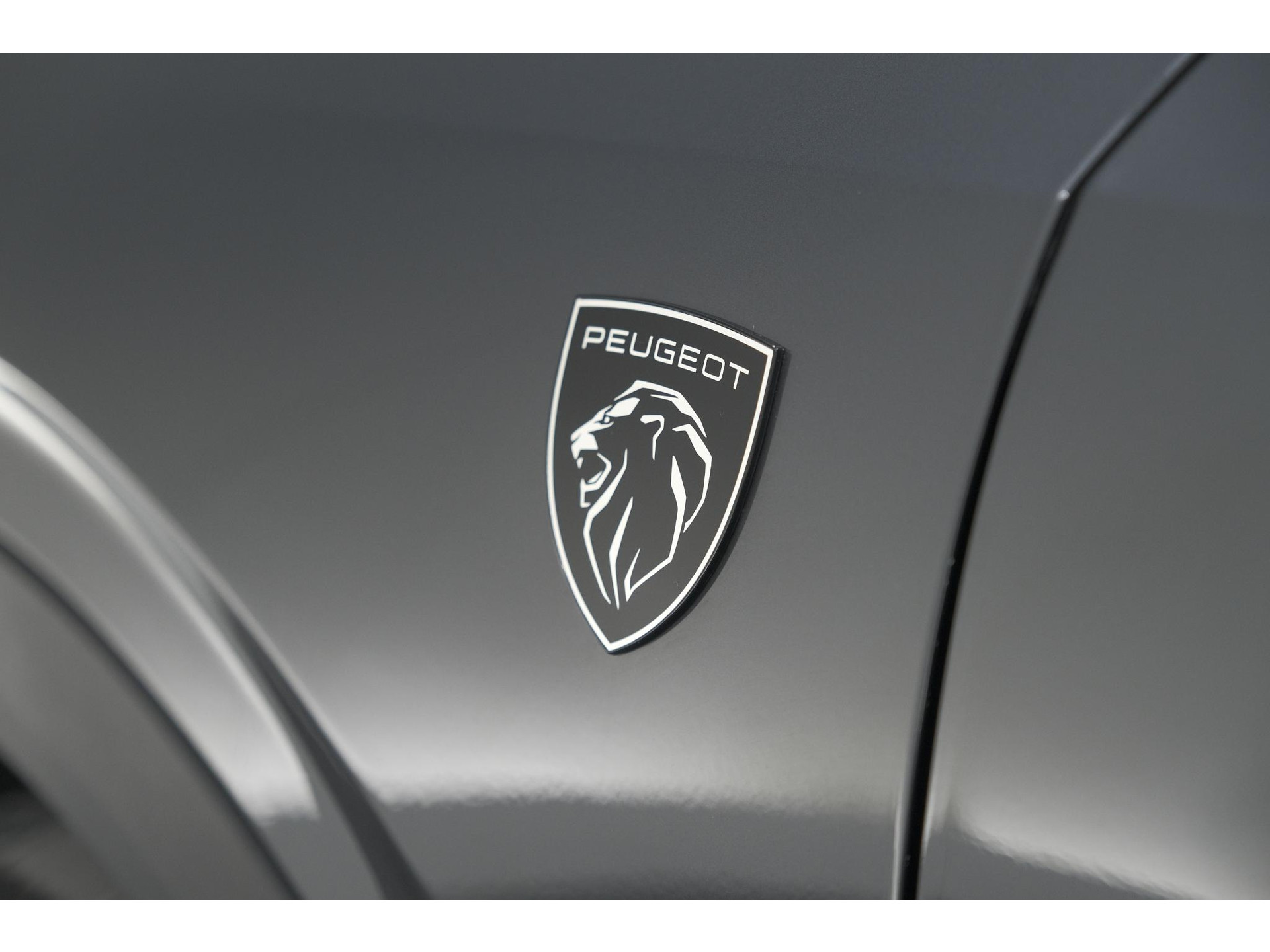 Peugeot 3008 1.2 Hybrid 145 GT | Elektrische Kofferklep | Camera | Adaptieve Cruise Control | Apple CarPlay
