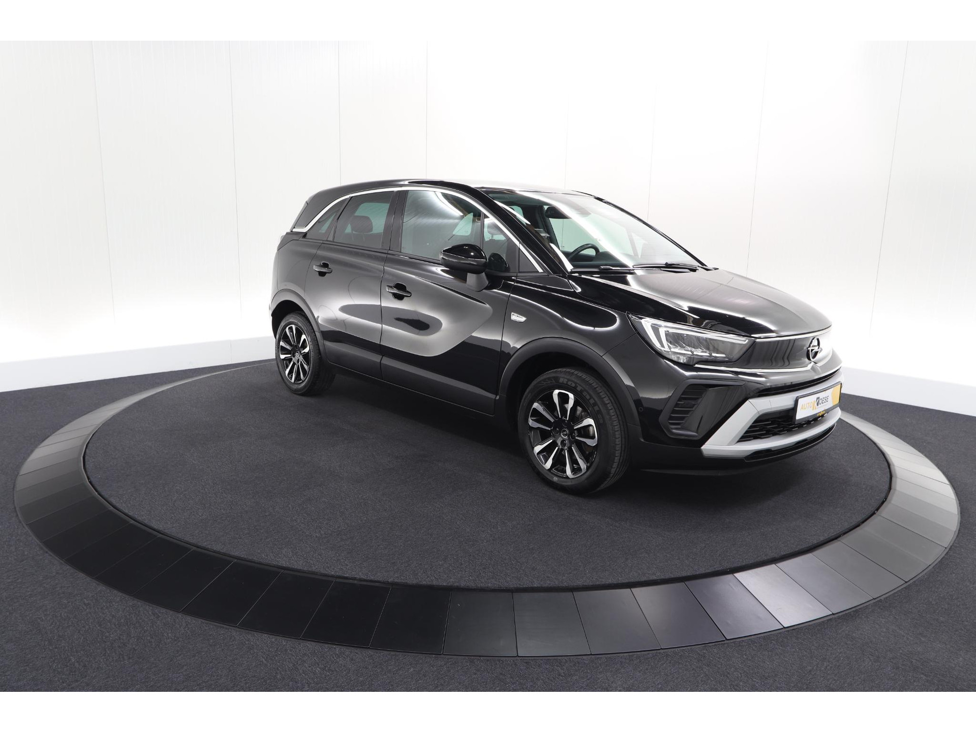 Opel Crossland 110 Turbo Business Elegance | Camera | Dodehoekdetectie | Navigatie | Apple Carplay