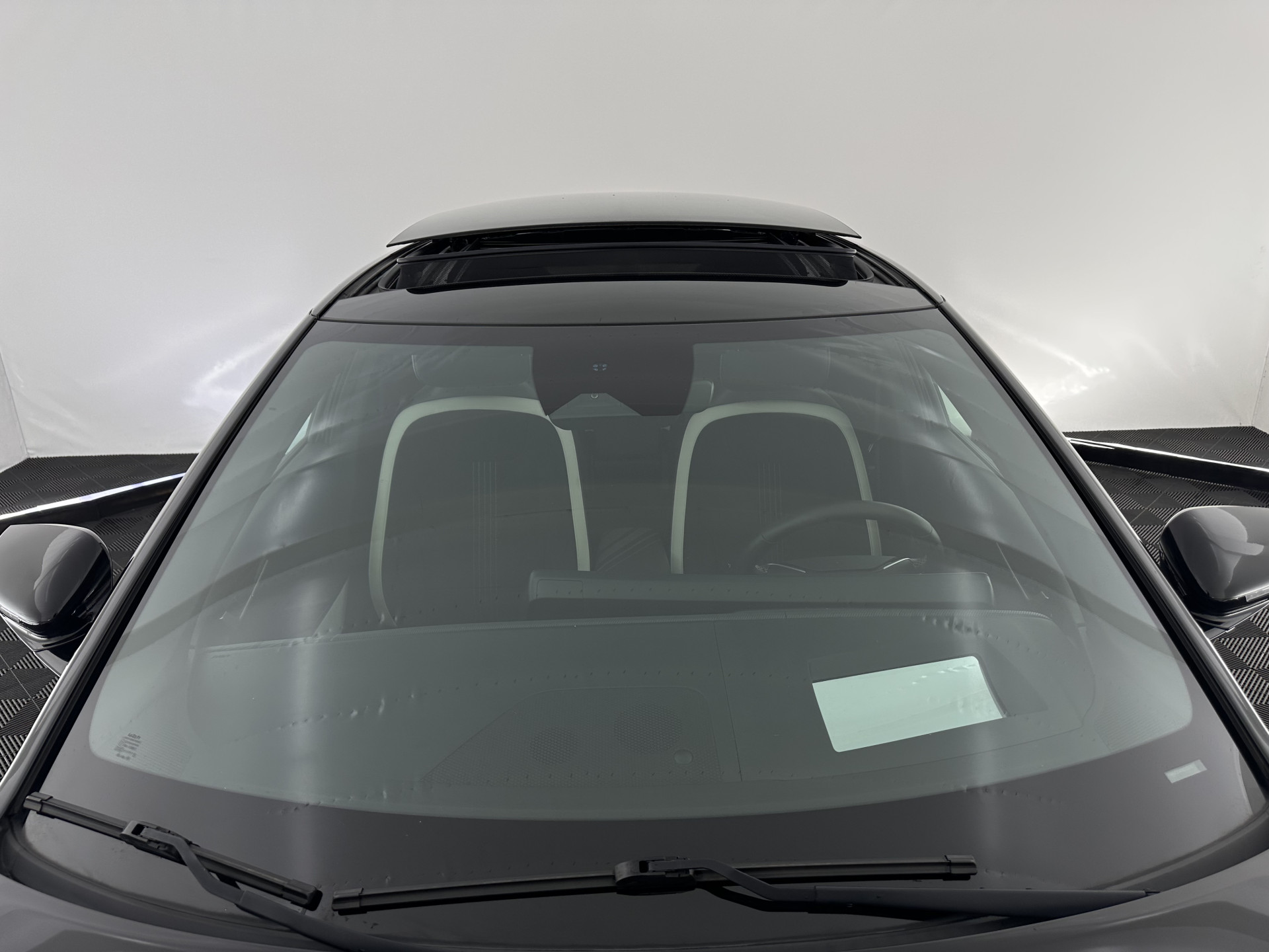 Kia EV6 GT-Line 77.4 kWh (3-Fase-11kW) {SOH-96%} (INCL-BTW) Aut. *HEATPUMP | PANO | HEAD-UP | LEATHER-ALCANTARA | ADAPTIVE-CRUISE | DIGI-COCKPIT | MERIDIAN-AUDIO | MEMORYPACK | FULL-LED | KEYLESS | TOPVIEW | DAB | BLINDSPOT | NAVI-FULLMAP |