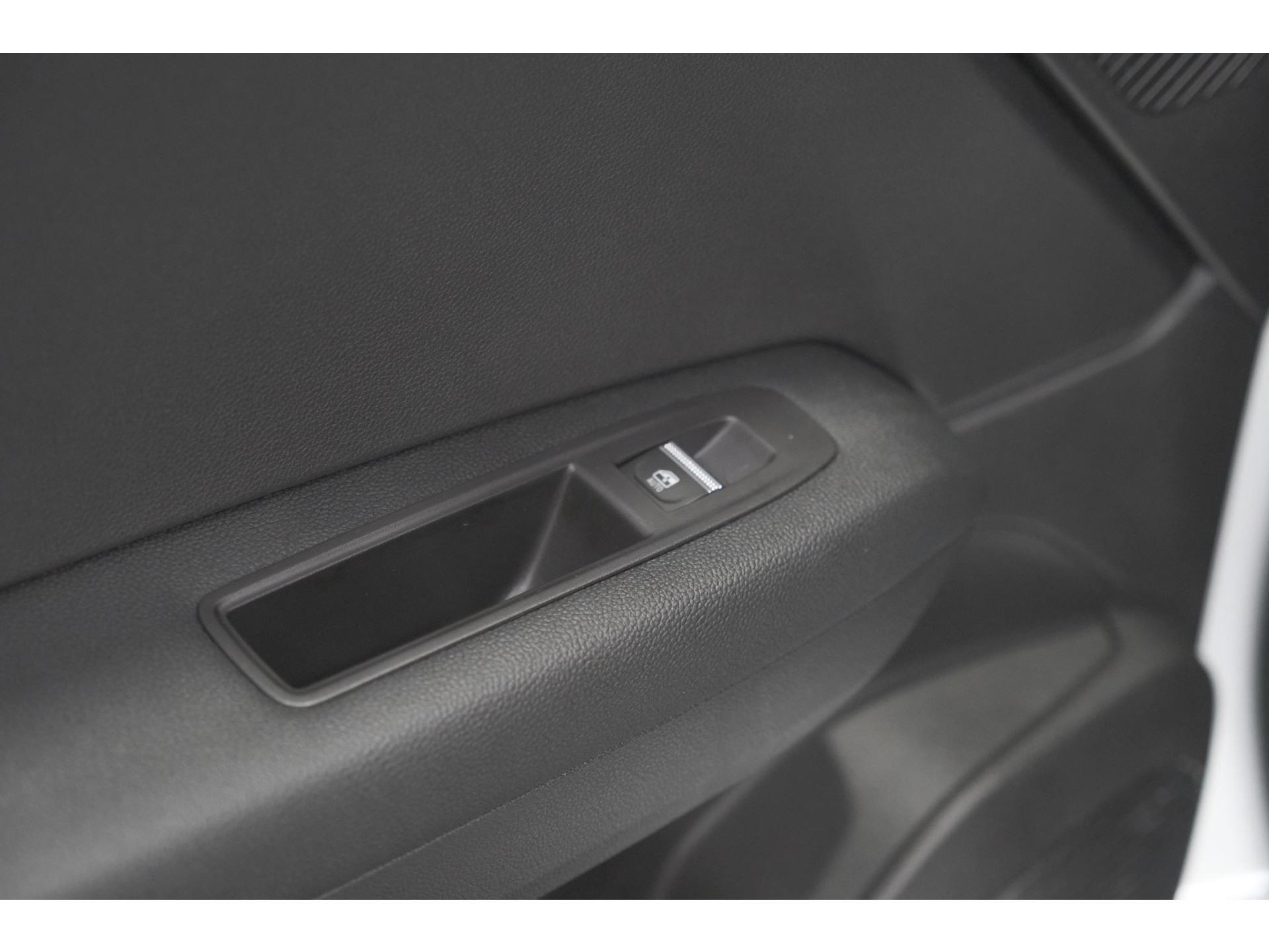 Renault Captur 1.8 E-Tech Full Hybrid 160 Techno | Camera | Adaptieve Cruise Control | Navigatie