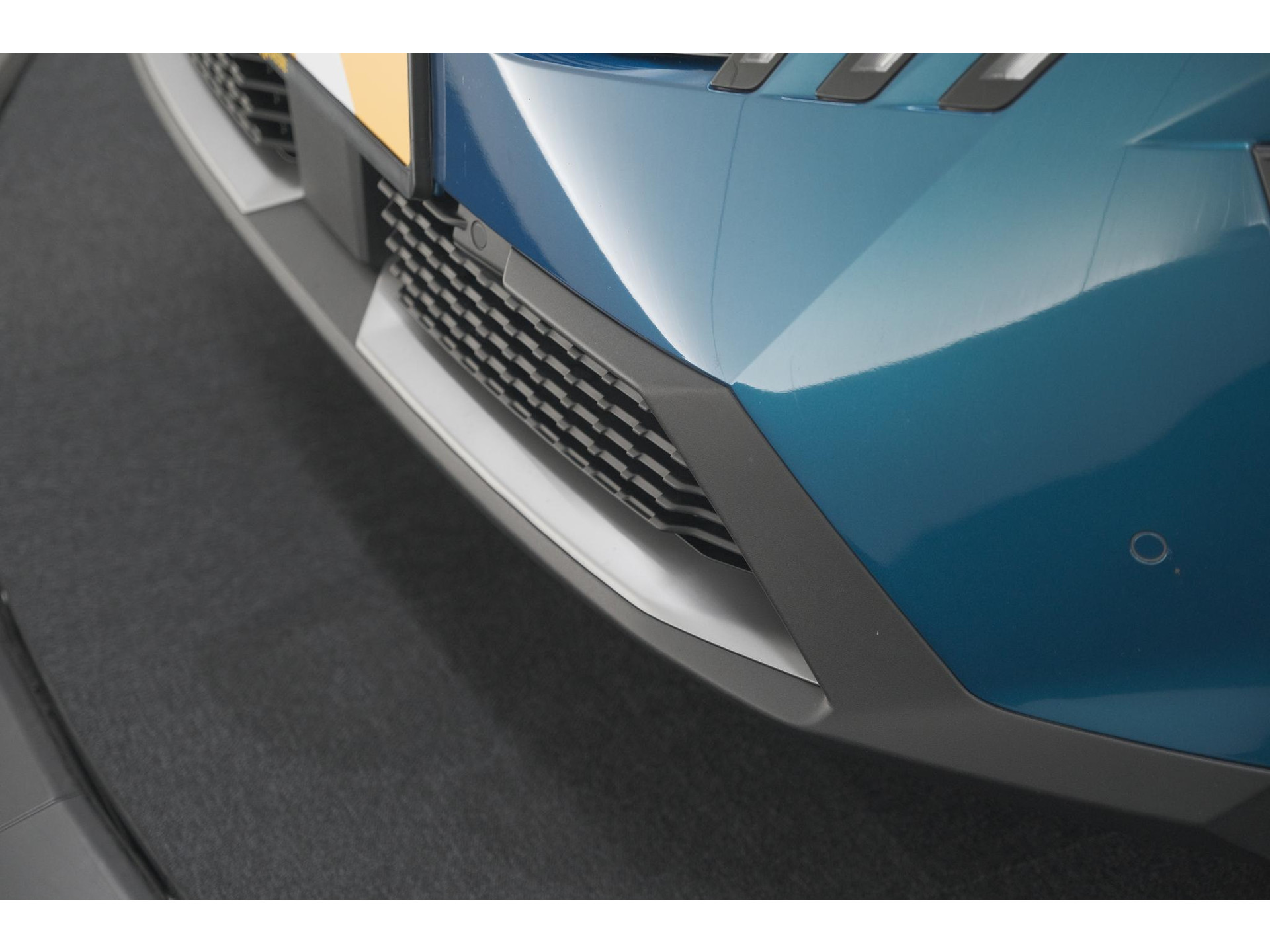 Peugeot 3008 1.2 Hybrid 136 GT | Elektrische Kofferklep | Camera | Adaptieve Cruise Control | Apple CarPlay