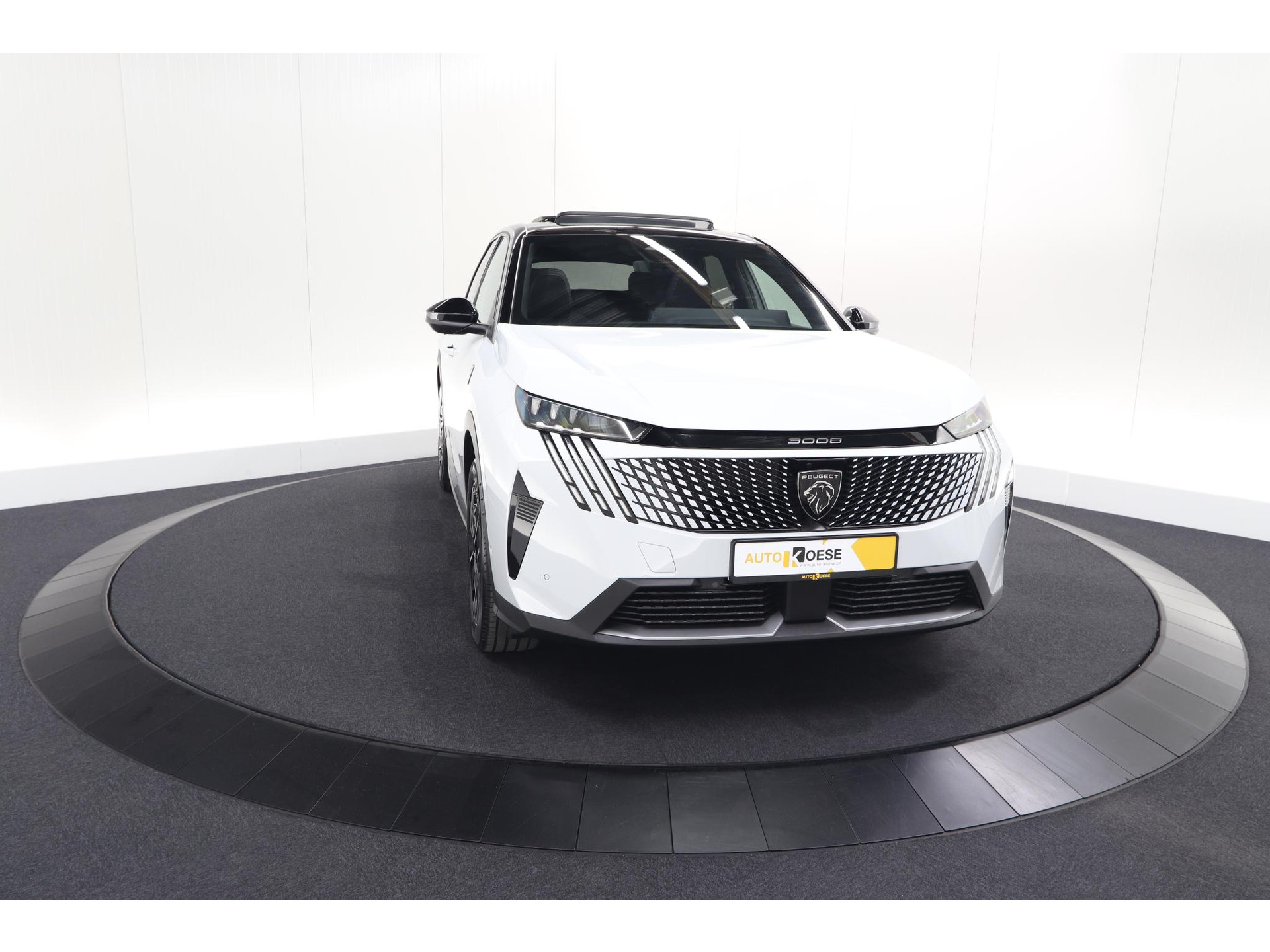 Peugeot 3008 1.2 Hybrid 136 GT | Panoramadak | FOCAL Audio | Alcantara Executive Pakket | 360 Camera | Adaptieve Cruise Control