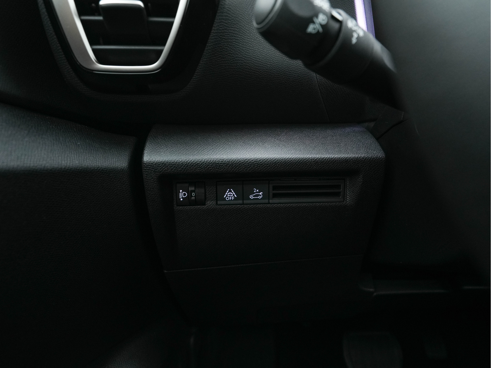 Citroën Ë-C4 X Feel 50 kWh (SOH-100%) AUT.* HEAT-PUMP | CARPLAY | DIGI-COCKPIT | CRUISE | COMFORT-SEATS | 18'' ALU*