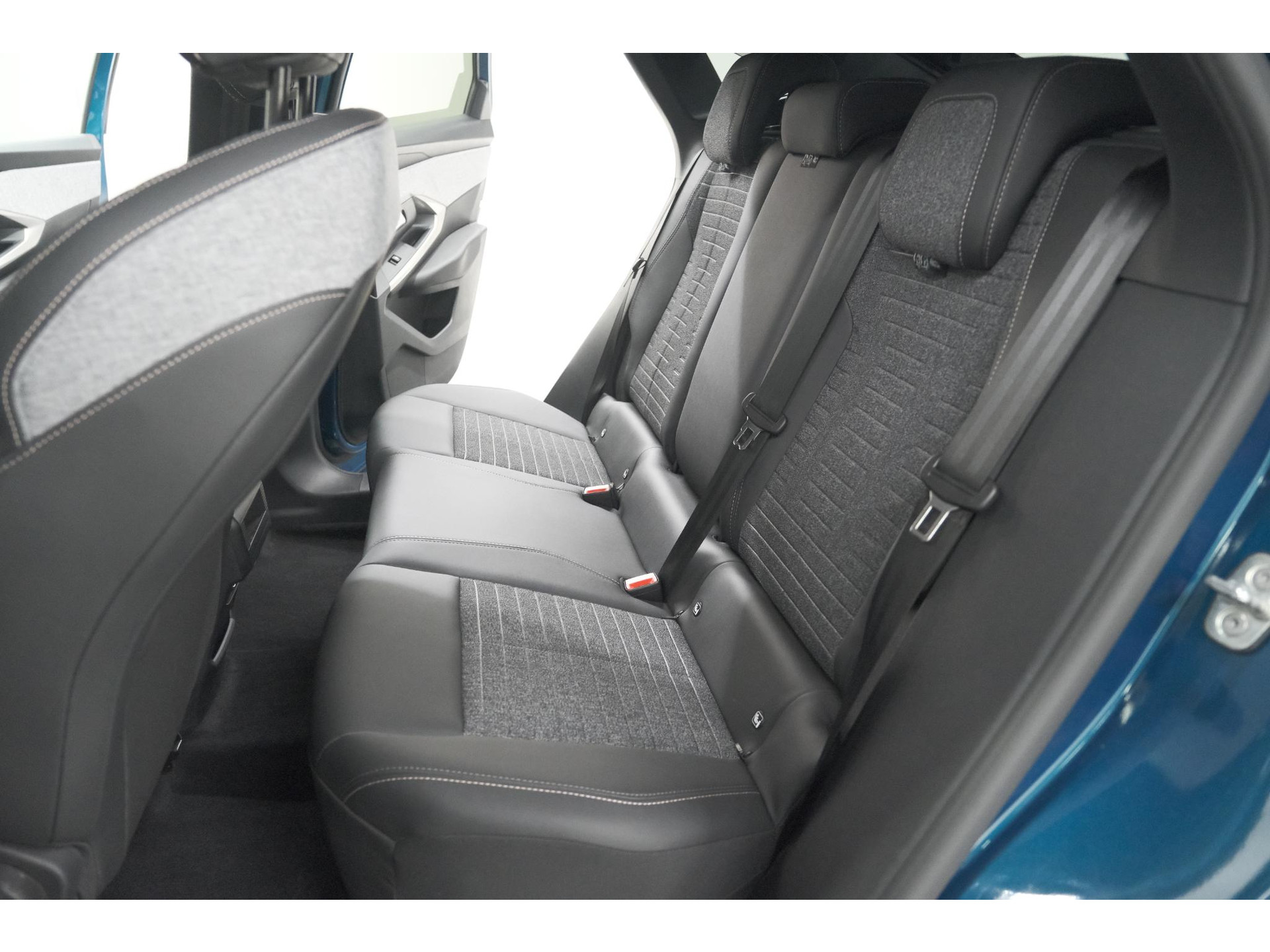 Peugeot 3008 Hybrid 136 e-DSC6 Allure | Camera | Apple Carplay | Parkeersensoren
