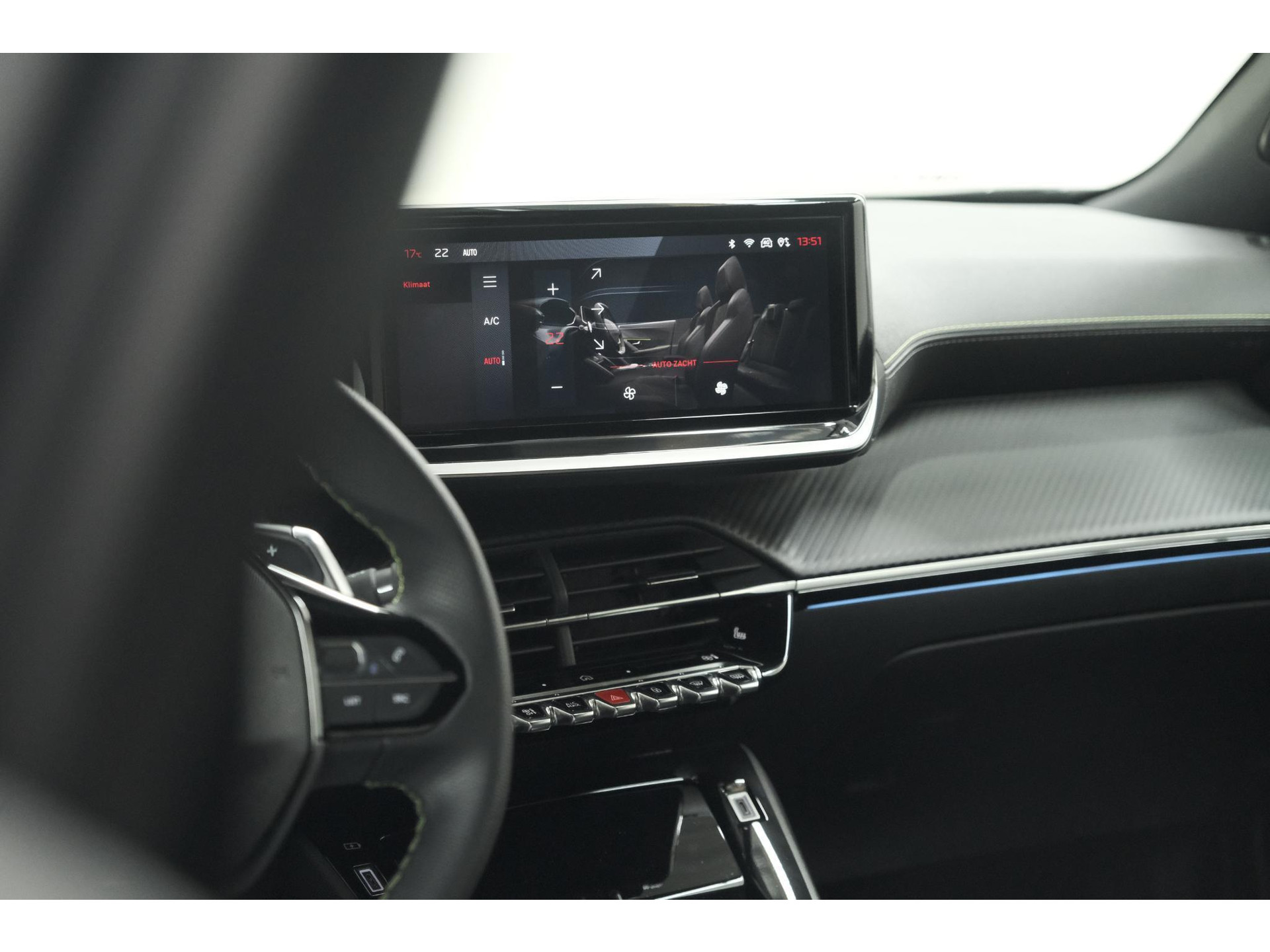 Peugeot 2008 PureTech 130 EAT8 GT | 360 Camera | Stoelmassage | Adaptieve Cruise Control | Dodehoekdetectie