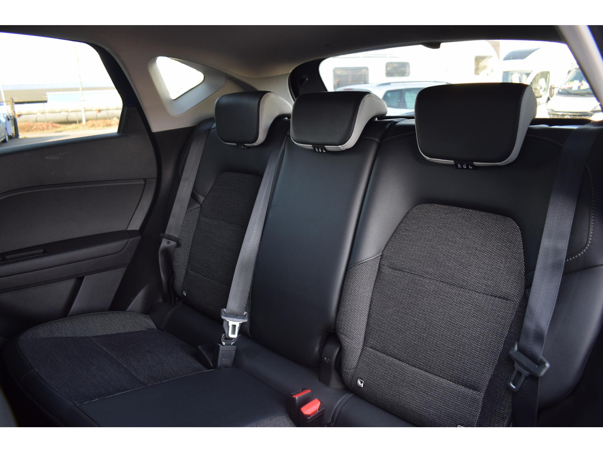 Renault Captur 1.0 TCe 100 Intens | Half Leer | Camera | Climate | Cruise