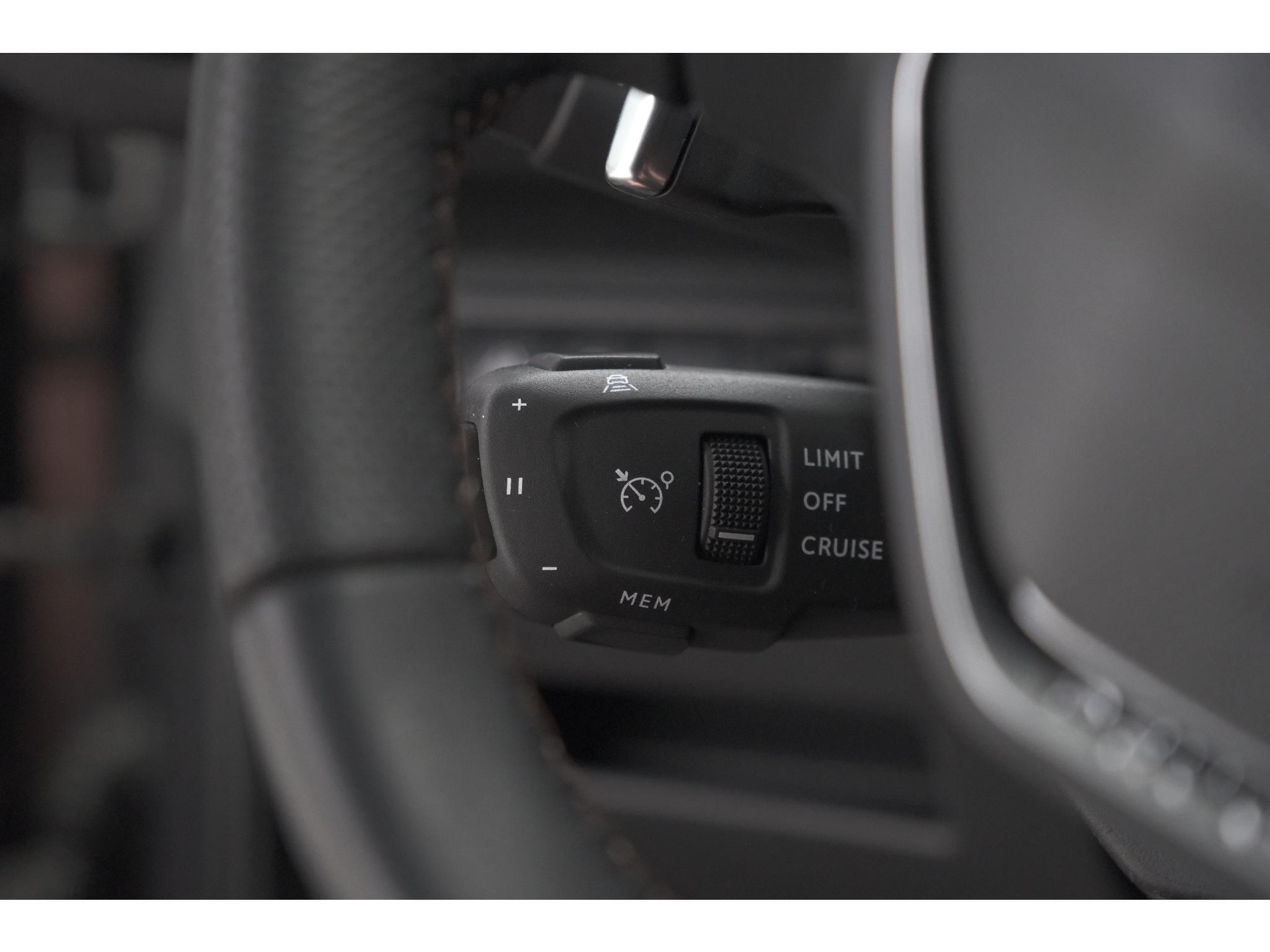 Peugeot 3008 PureTech 130 EAT8 GT | Camera | Dodehoekdetectie | Adaptieve Cruise Control