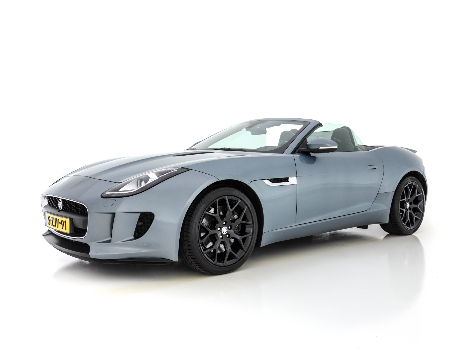 Jaguar F-TYPE 3.0 V6 Convertible Aut. *LEATHER | BI-XENON | NAVI-FULLMAP | CAMERA | MEMORY-PACK | KEYLESS | DAB | SHIFT-PADDLES | ECC | HEATED-SPORTSEATS | PDC | AIRSCARF | CRUISE | 19"ALU*