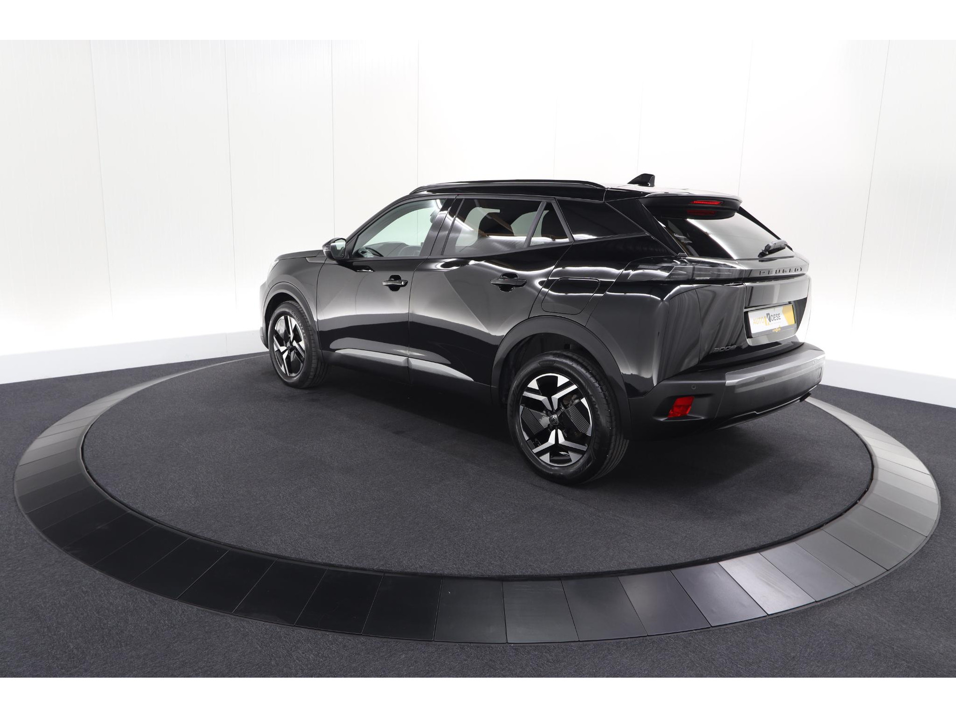 Peugeot 2008 PureTech 100 Allure | Apple Carplay | Parkeersensoren | Climate Control | Cruise Control