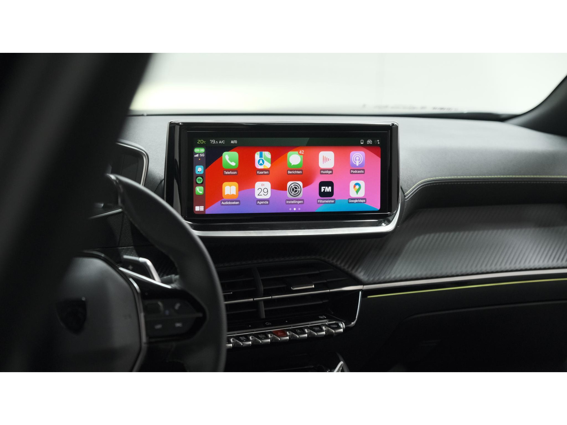 Peugeot 2008 PureTech 130 EAT8 GT | 360 Camera | Adaptieve Cruise Control | Dodehoekdetectie | Apple Carplay