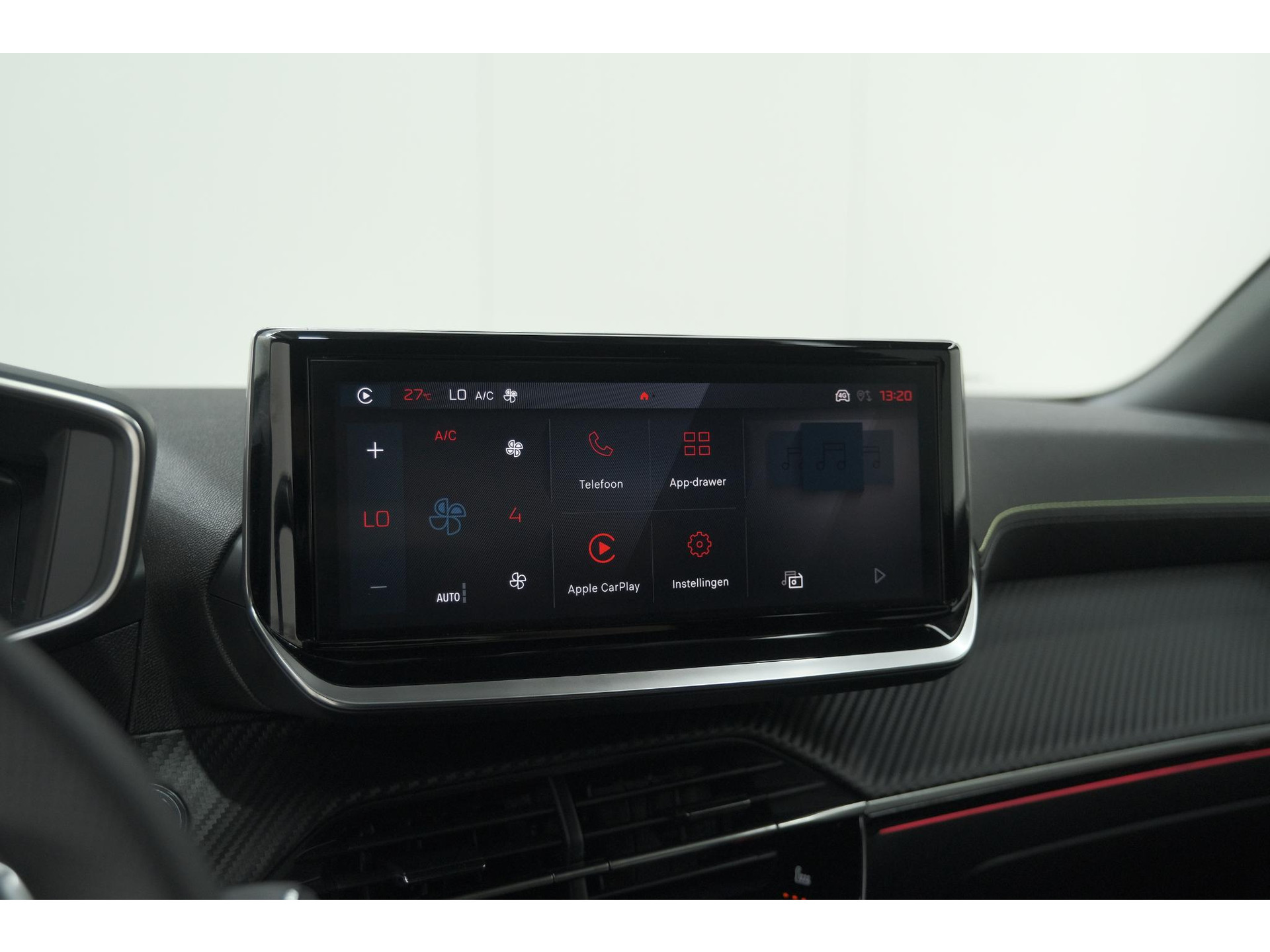 Peugeot 2008 PureTech 130 EAT8 GT | 360 Camera | Adaptieve Cruise Control | Stoelmaasage | Apple Carplay