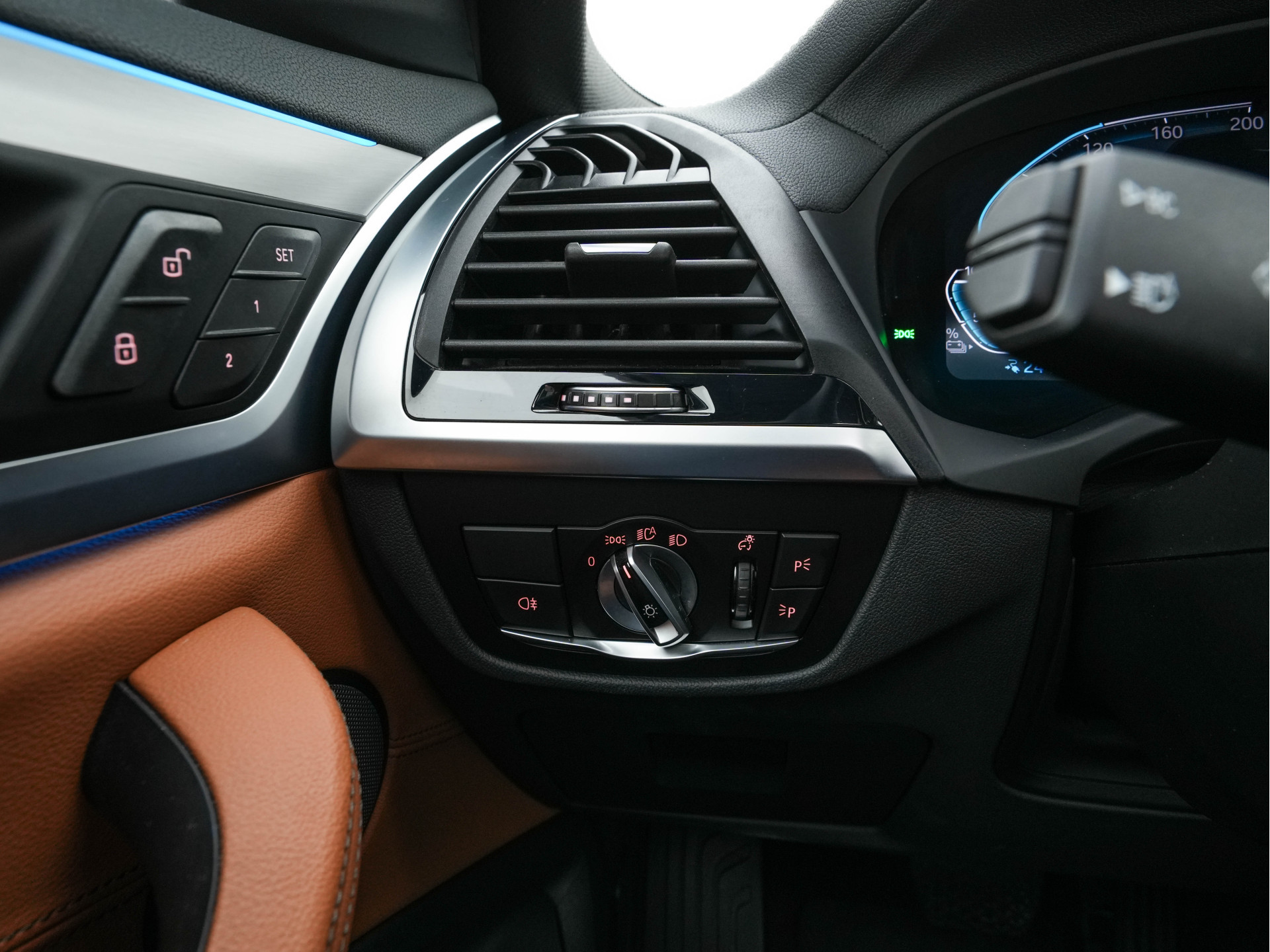 BMW iX3 High Executive 80 kWh [ 3-Fase ] {SOH-98%} (INCL-BTW) Aut. *PANO | LEATHER | HARMAN/KARDON | FULL-LED | BLINDSPOT | MEMORY-PACK | DIGI-COCKPIT | HEATED-SPORTSEATS | KEYLESS | TOPVIEW | DAB+ | NAVI-FULLMAP | HEAD-UP | ...