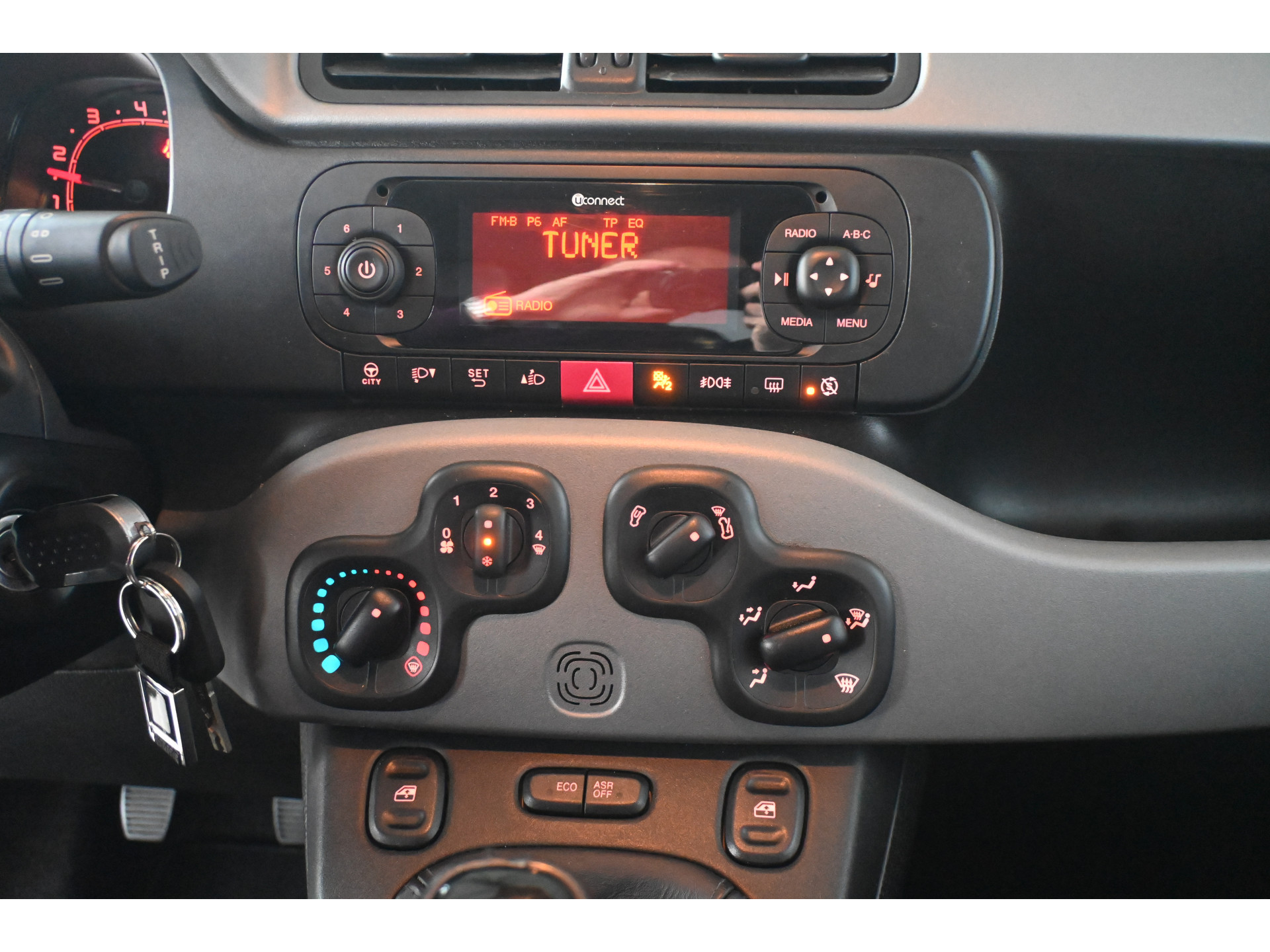 Fiat Panda 0.9 TwinAir Lounge NAP Airco Elektrisch pakket Goed Onderhouden! Inruil Mogelijk!