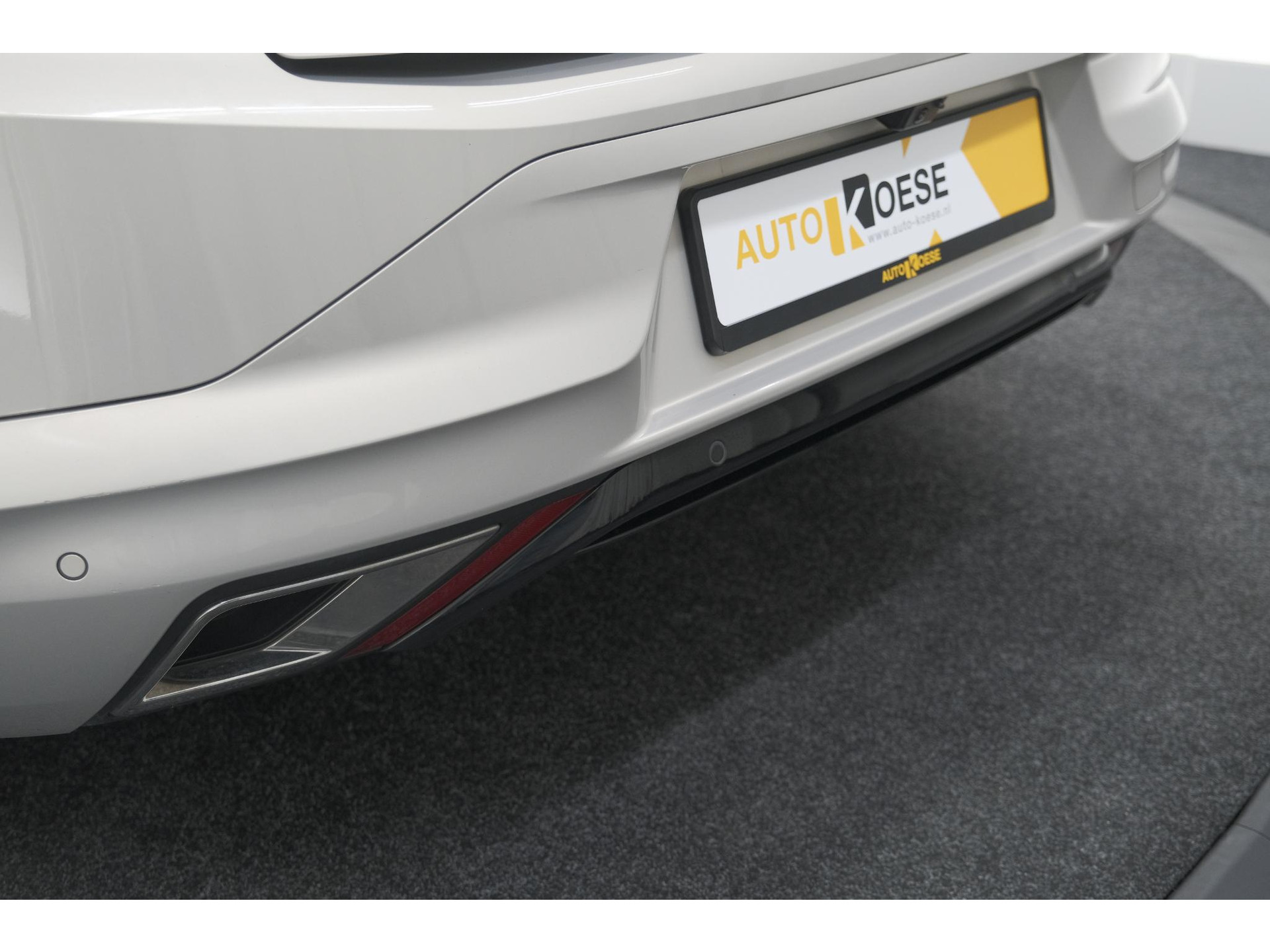 DS 4 PureTech 130 EAT8 Performance Line | Camera | Apple Carplay | Alcantara® bekleding | Parkeersensensoren